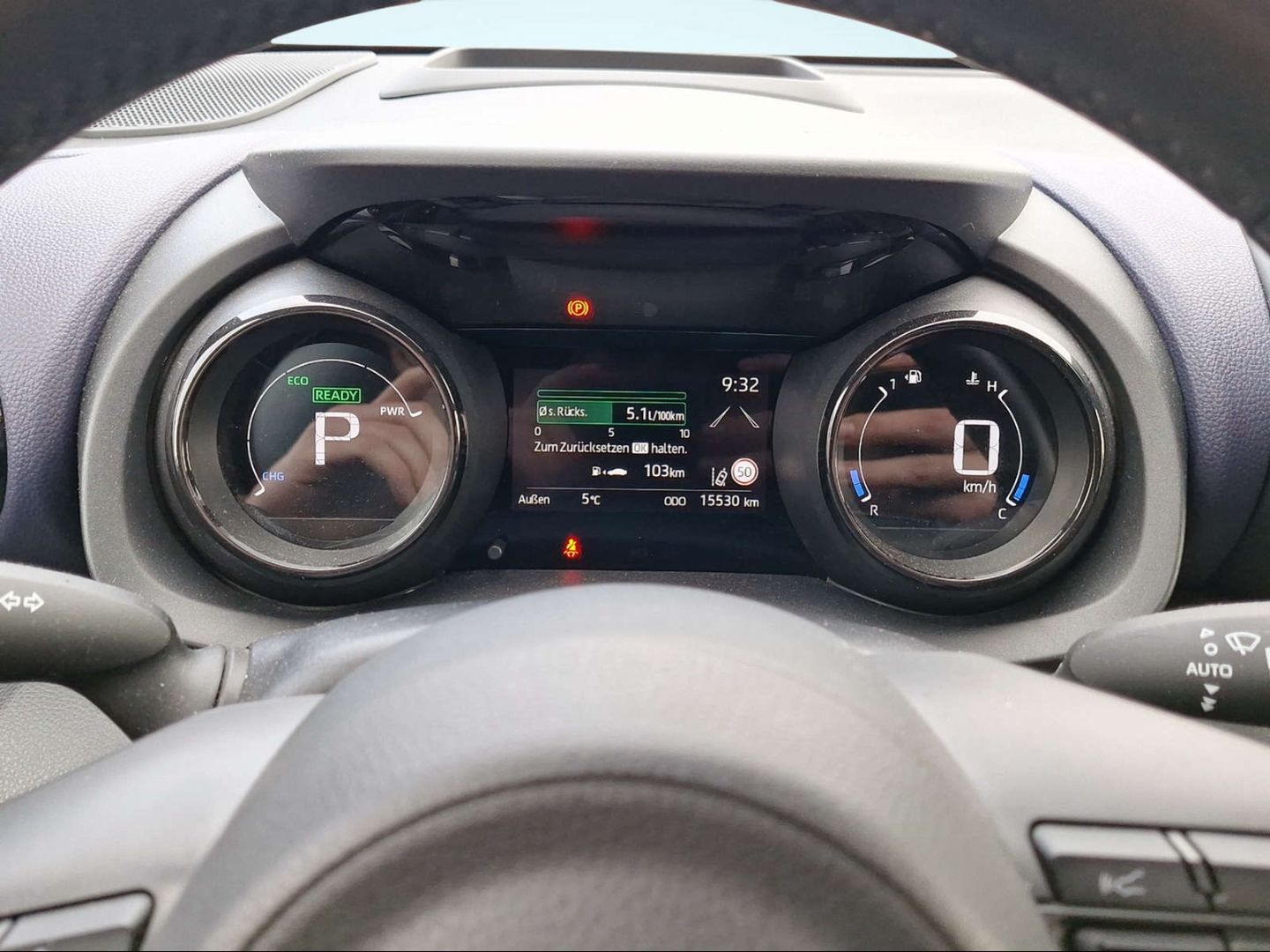 Toyota Yaris Tokyo Pop-Out 1.5 HUD Navi Soundsystem JBL