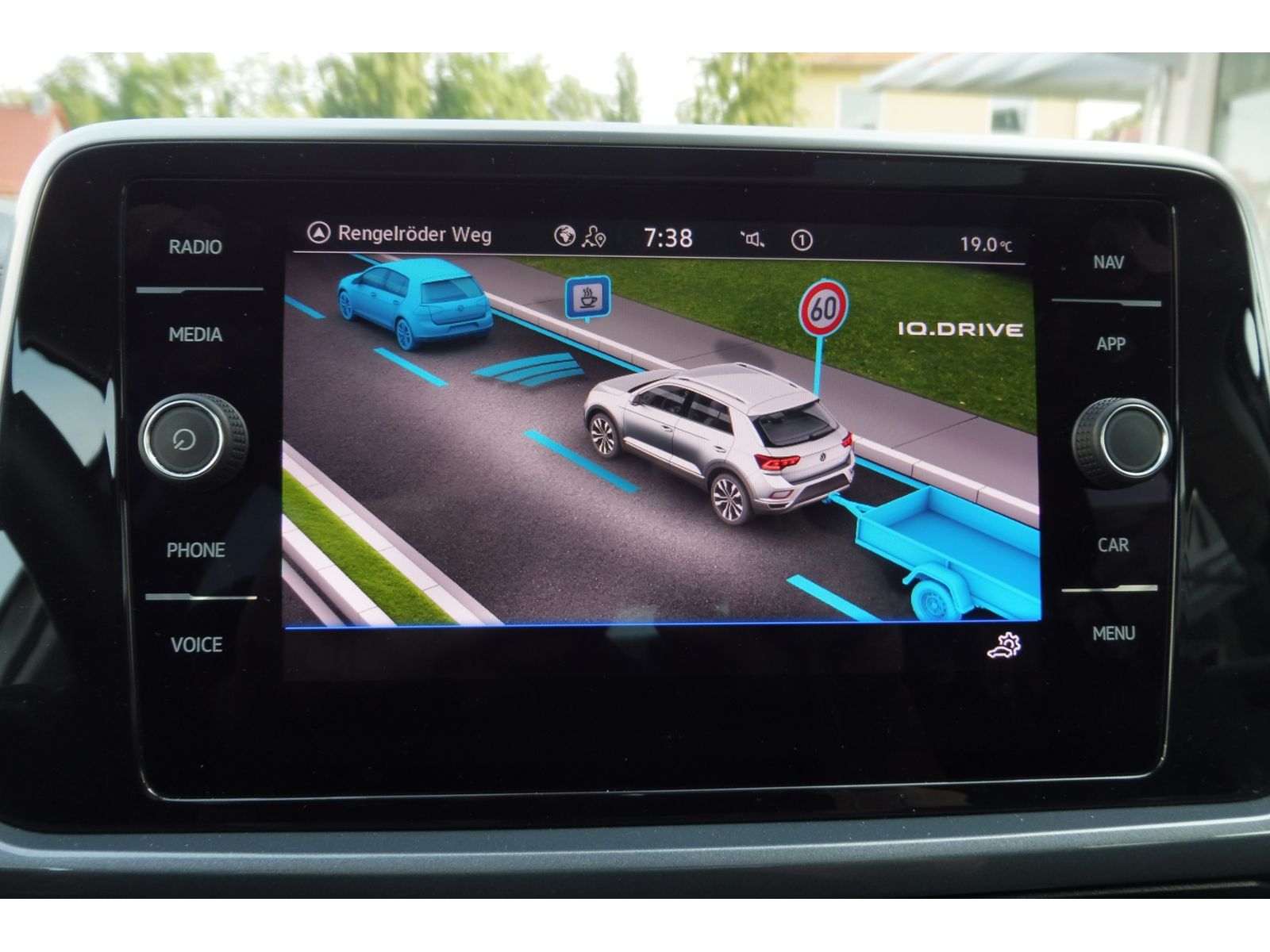 Volkswagen T-ROC Style 1.5 TSI - Samsaru's Car Outlet