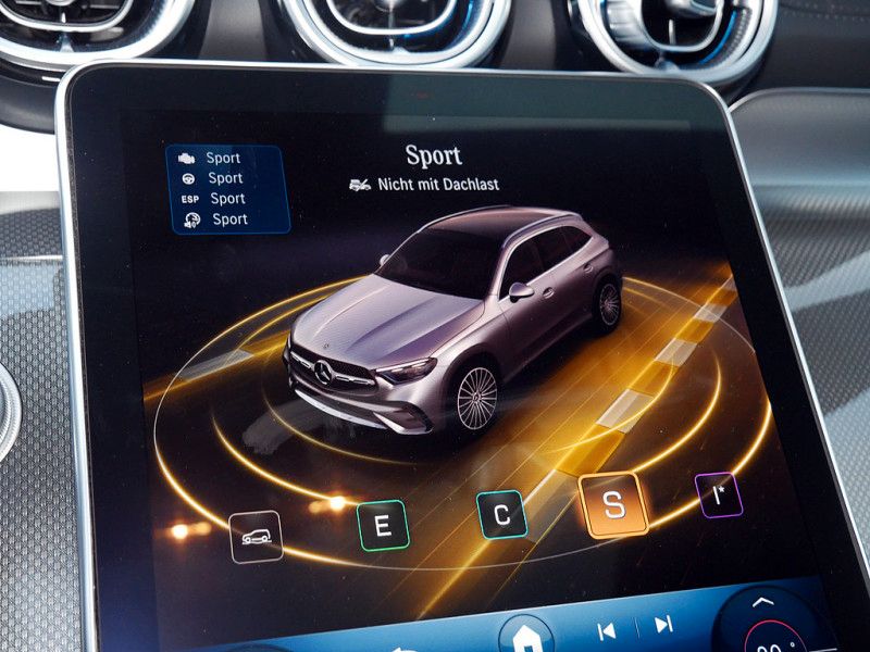 Mercedes-Benz GLC 300 d 4M , AMG NIGHT MEMO 360 AHK DISTR PANO