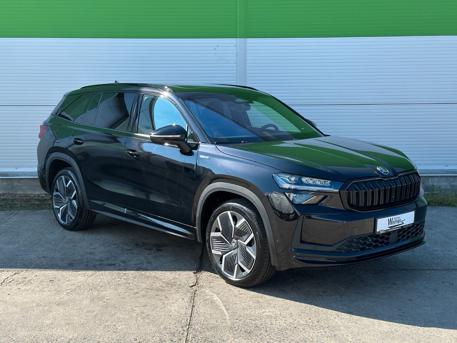 Skoda 193PS 4x4 Sportline STHZ PADACH DCC eHK LM20"AHK