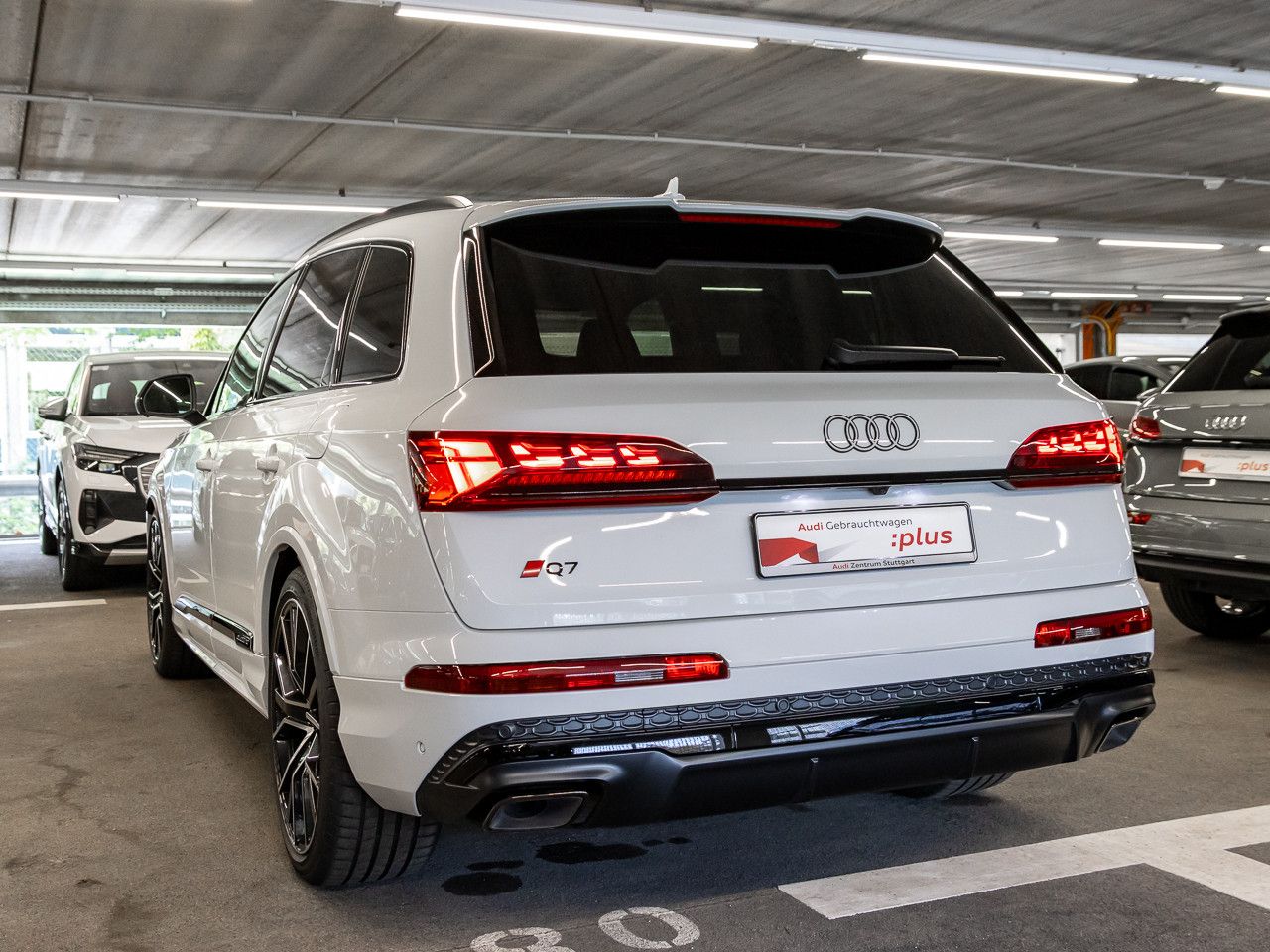 Audi Q7 SUV TFSIe S line 60 TFSI e quattro tiptronic
