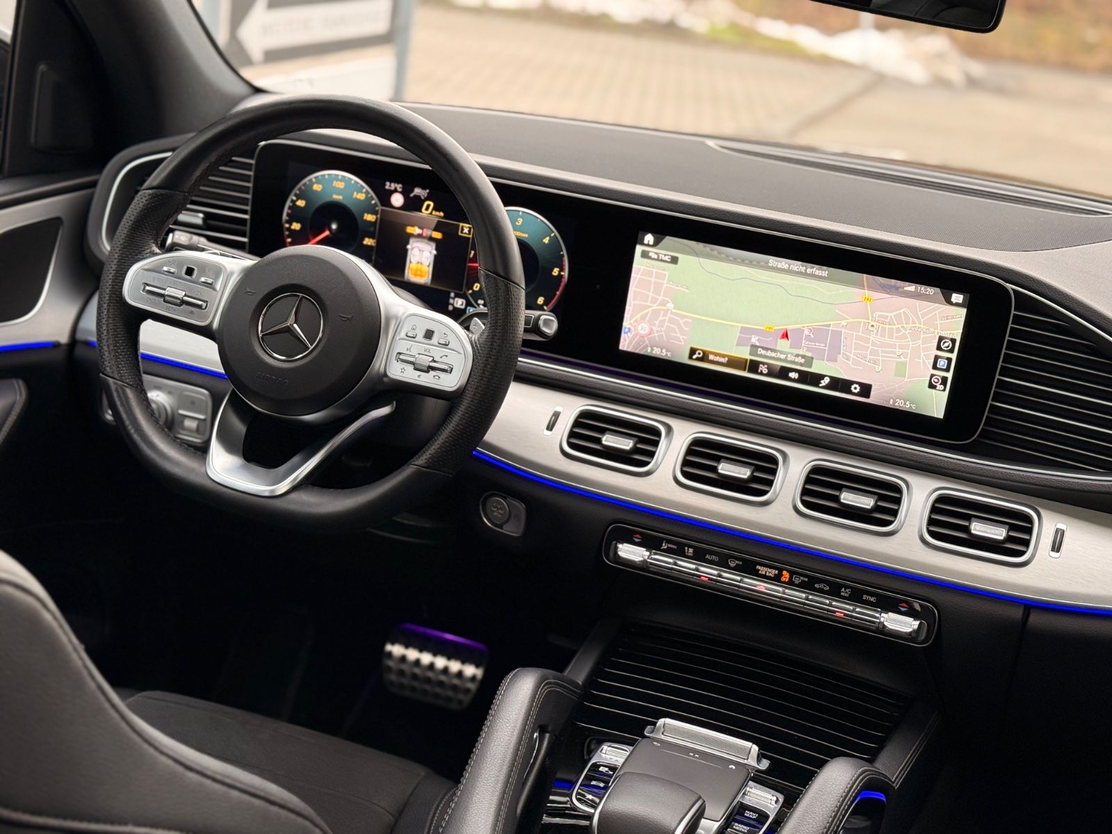 Mercedes-Benz GLE 350d/AMG LINE/JungeSterne09.26/AHK/Pano/360°