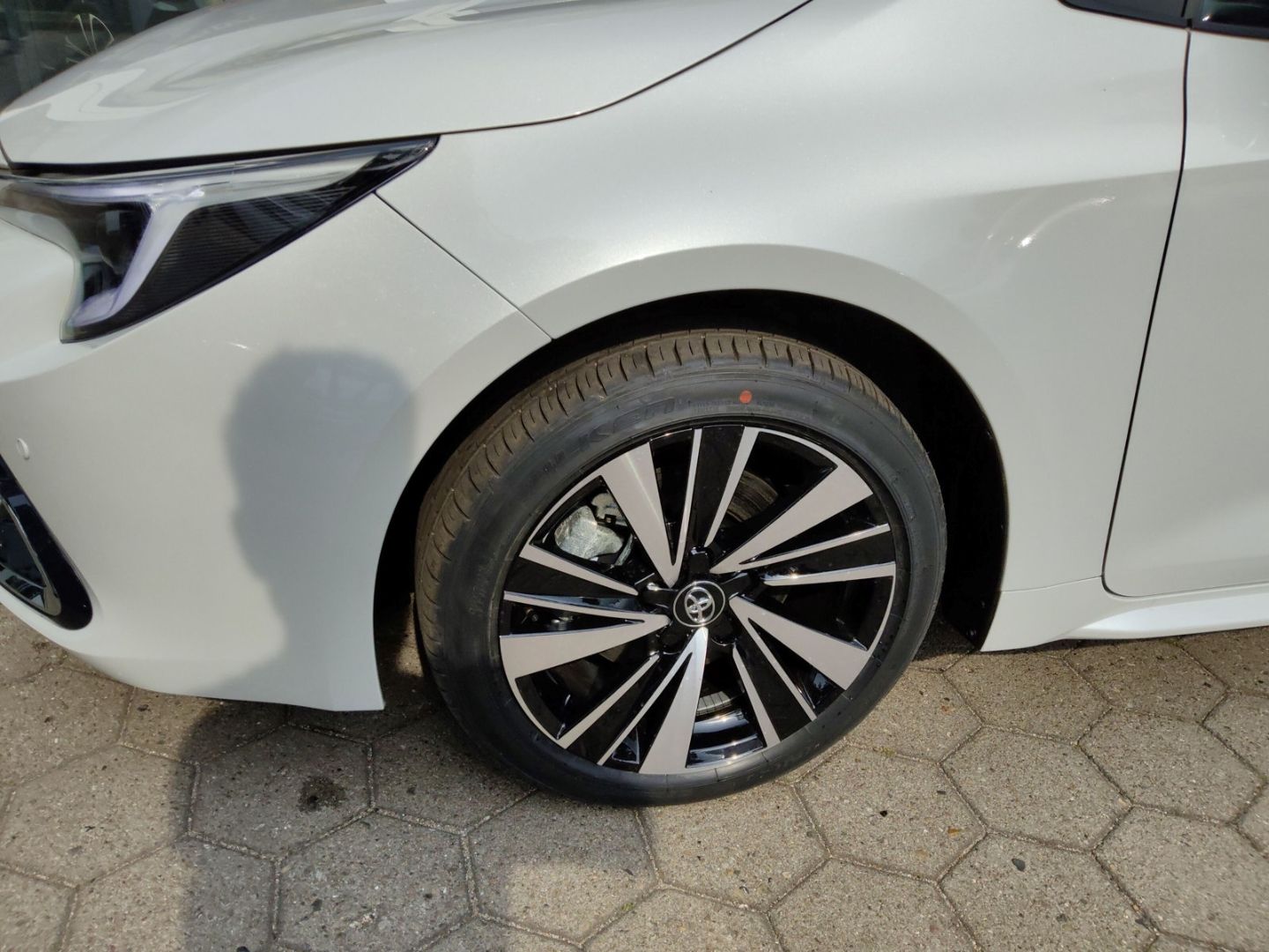 Toyota Corolla Touring Sports Voll-Hybrid Teamplayer AT
