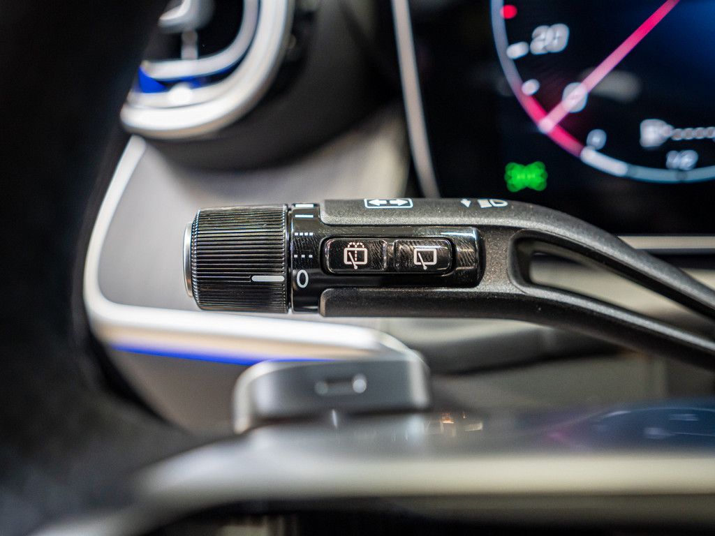 Mercedes-Benz GLC 220 d 4M Edition AMG AHK Distr. LED Pano Nav