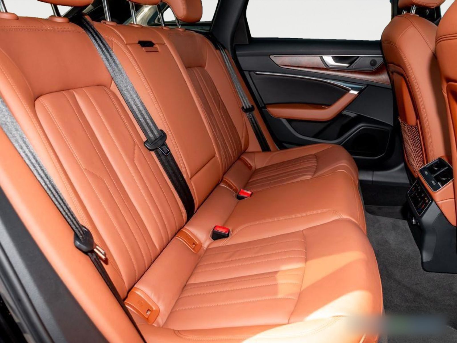 Audi A6 Avant 40TDI quattro - Samsaru's Car Outlet