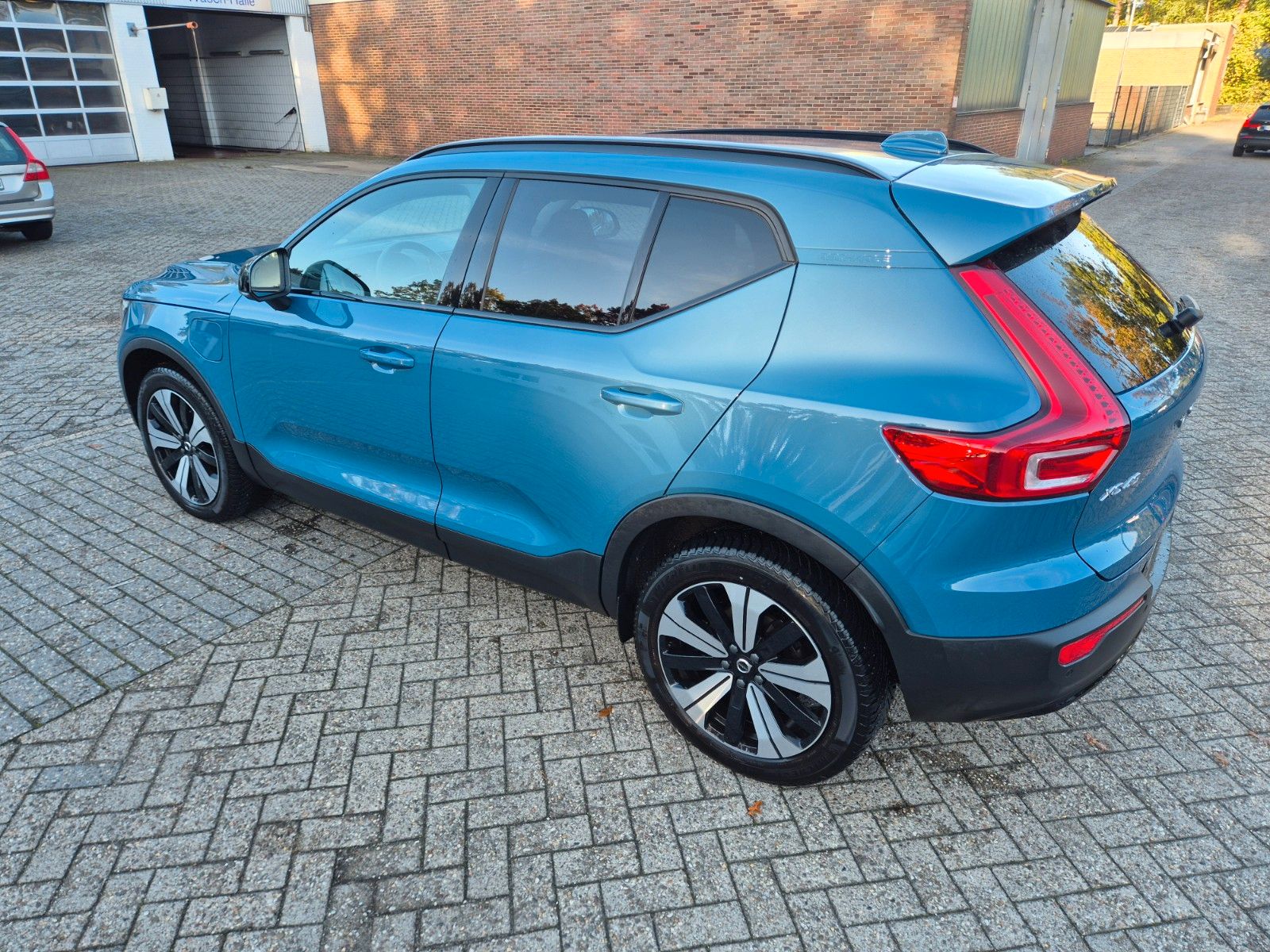 Volvo XC40 Plus Dark Recharge Plug-In Hybrid 2WD