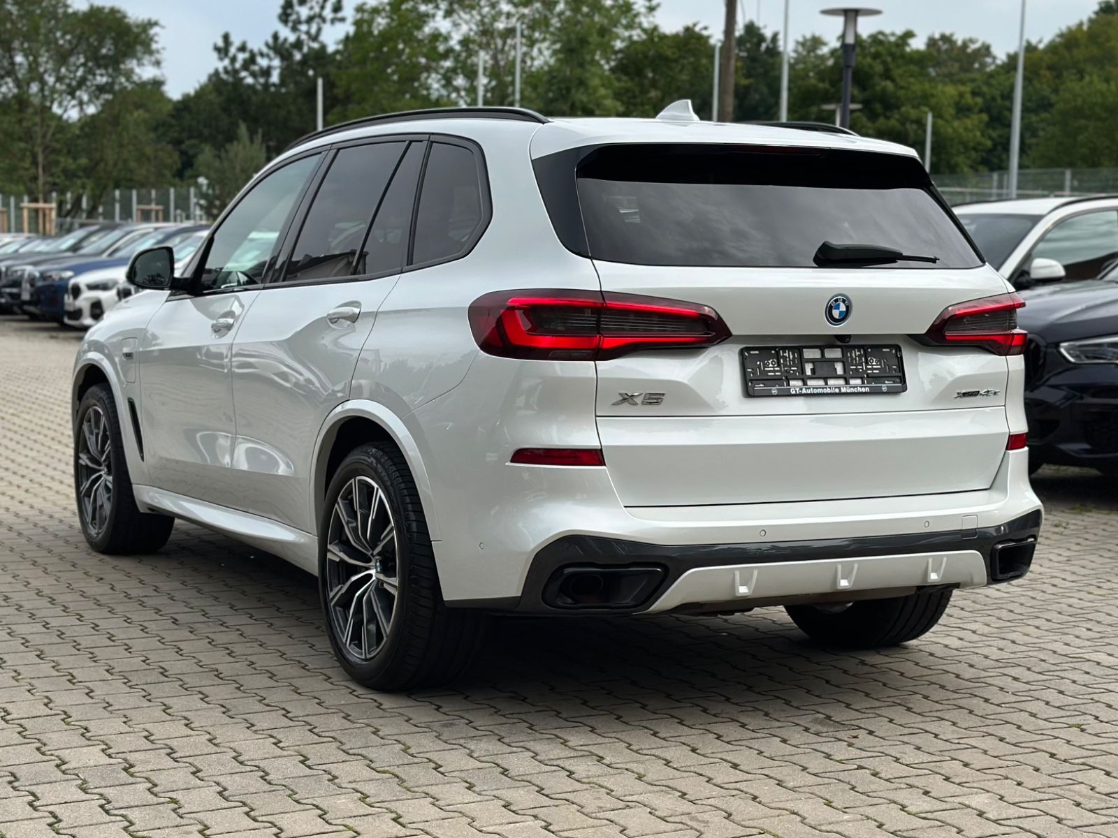 BMW X5 xDrive45e M-Sportpaket 360° Sky-Lounge AHK