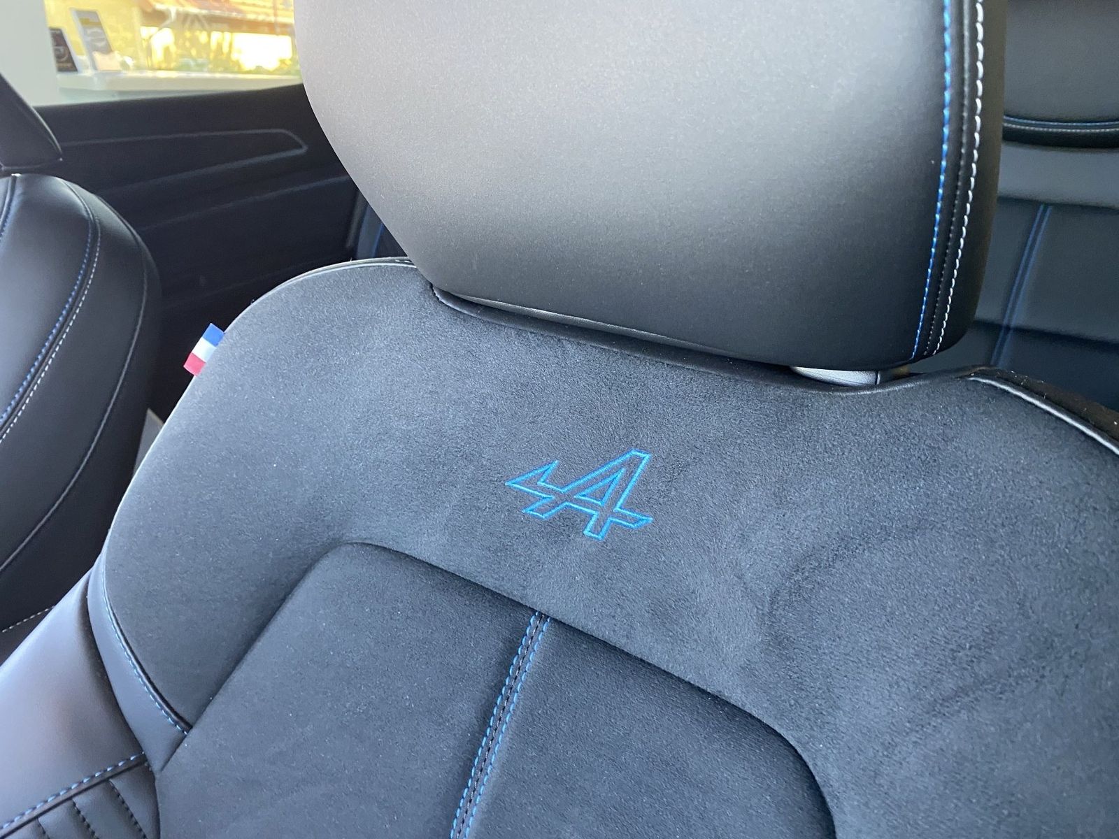 Renault Arkana ESPRIT ALPINE Mild Hybrid - Samsaru's Car Outlet