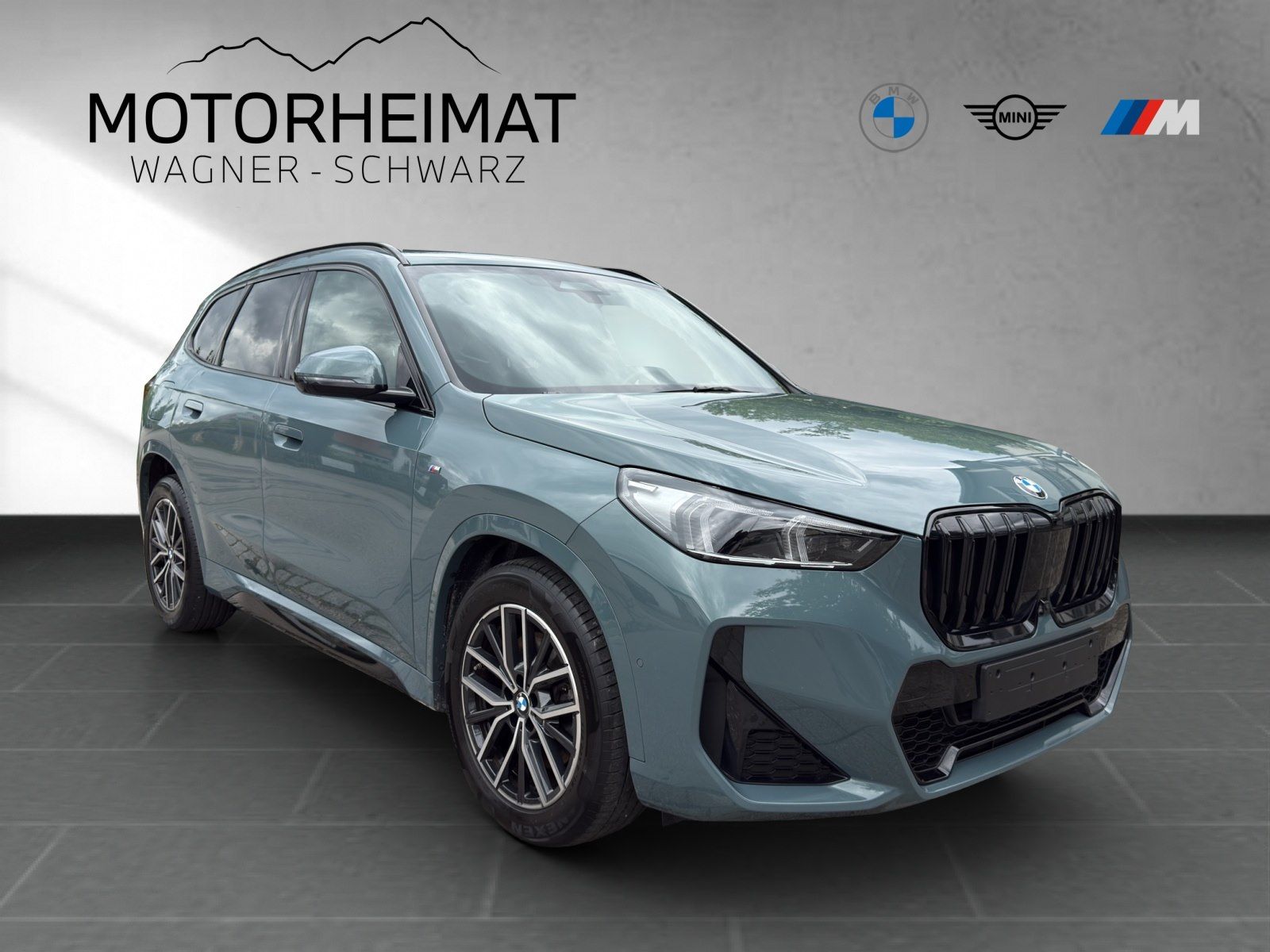 BMW X1 xDrive23i M Sport - Samsaru's Car Outlet