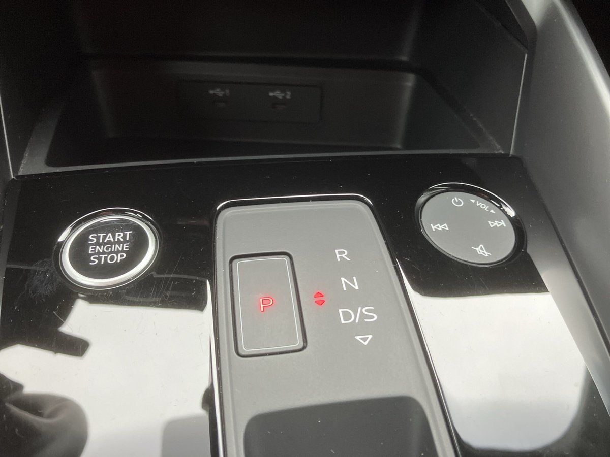 Audi A3 SPORTBACK 30 TDI S-TRONIC LED+ACC+SHZ+PDC+APP