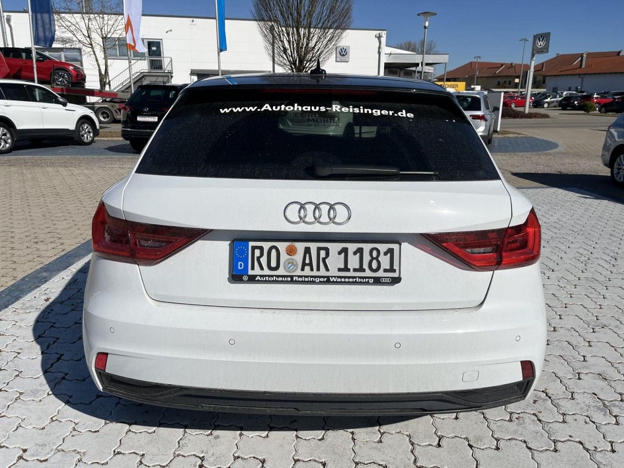 Audi A1 Sportback 1,0 TFSI S-Line Advanced - Samsaru's Car Outlet