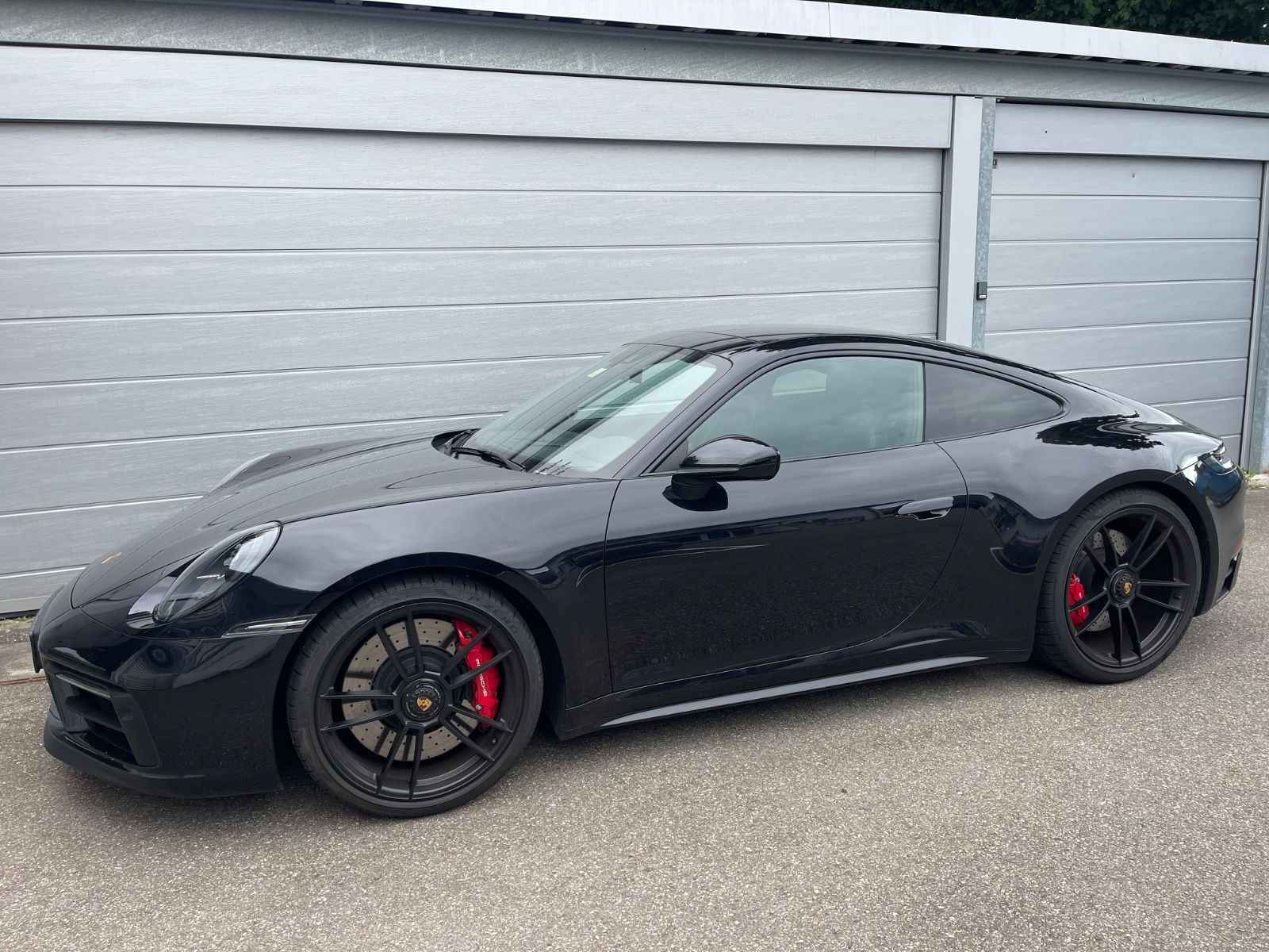 Porsche 992 4 GTS Coupe - Samsaru's Car Outlet