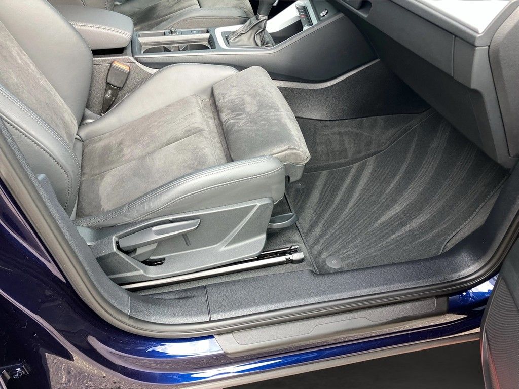 Audi Q3 35 TDI quattro plus - Samsaru's Car Outlet
