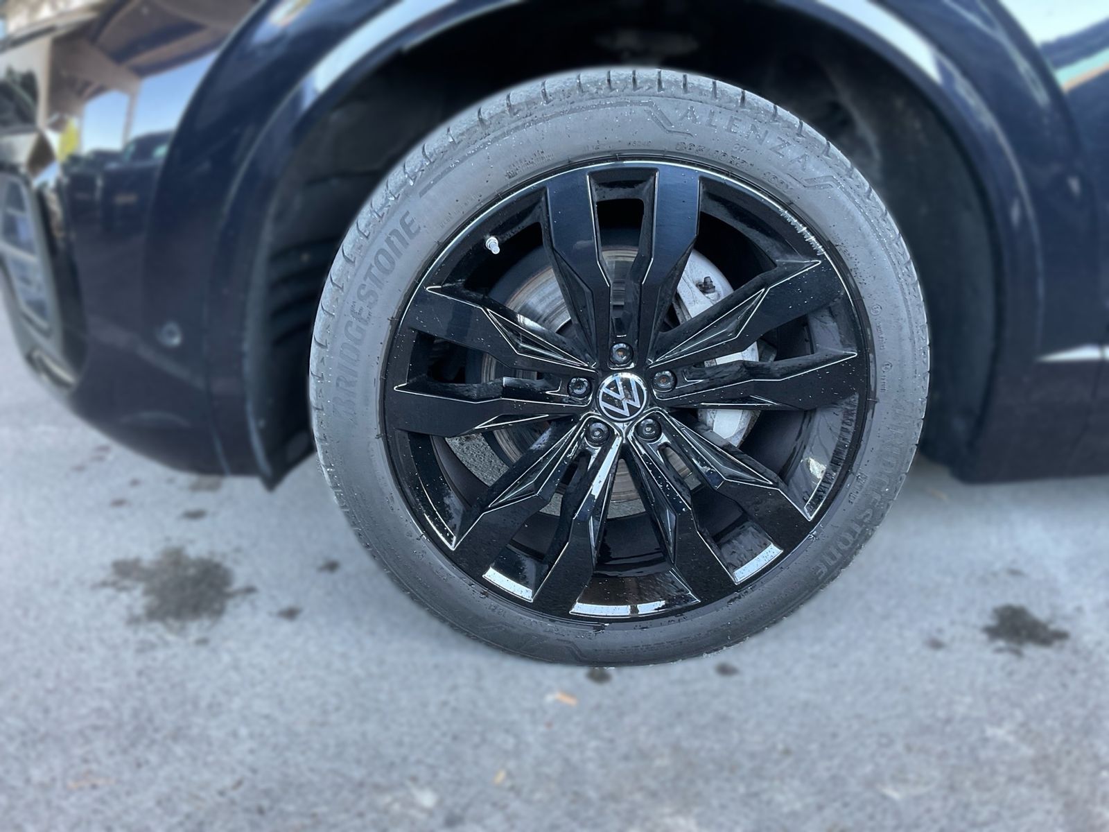 Volkswagen Touareg R-LINE 4M 3.0TDI - Samsaru's Car Outlet