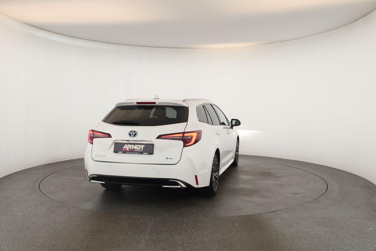 Toyota Corolla Touring Sports 1.8 CVT Team D Navi Kam