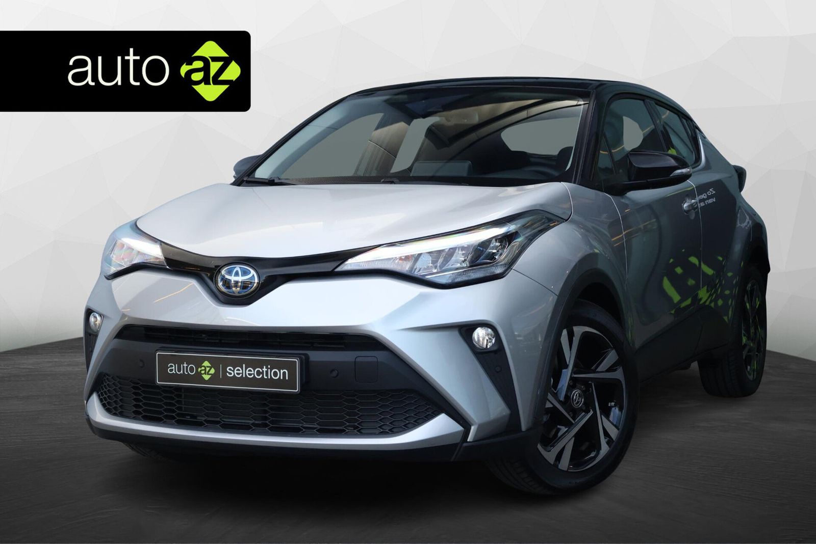 Toyota C-HR 1.8 Hybrid Dynamic - Samsaru's Car Outlet