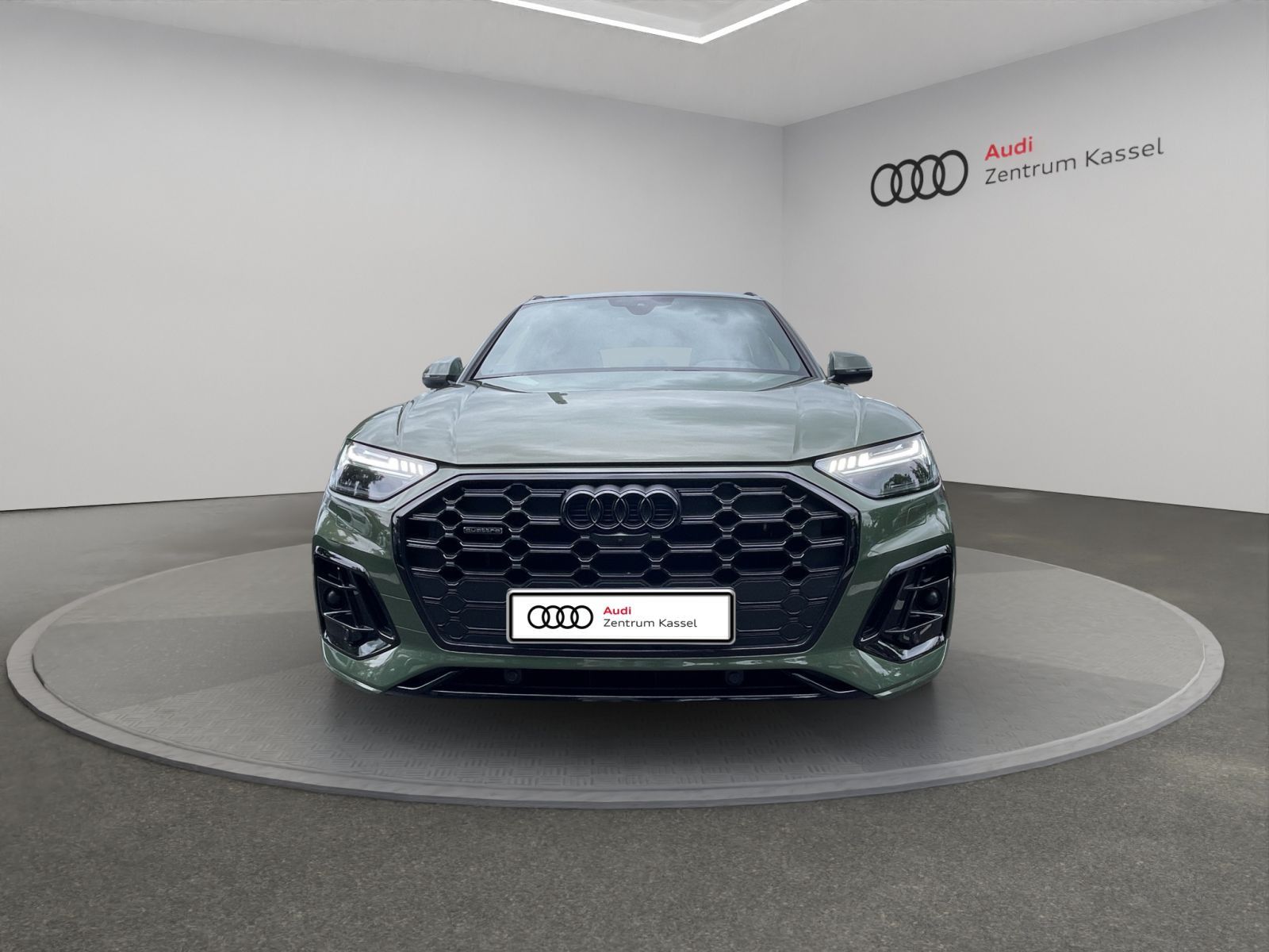 Audi Q5 40 TDI qu S line Matrix B&O Pano HuD AHK 360