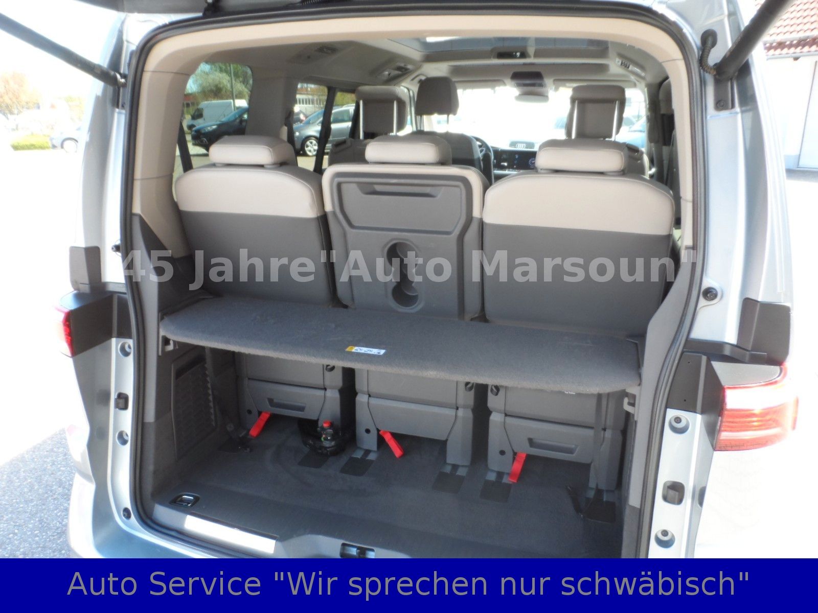 Volkswagen T7 Multivan Style - Samsaru's Car Outlet
