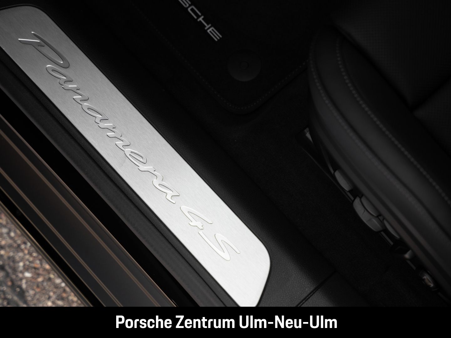 Porsche Panamera 4S E-Hybrid HA-Lenkung InnoDrive HUD