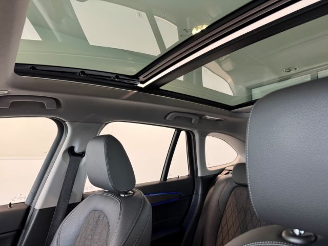 BMW X1 xDrive 20d A - Samsaru's Car Outlet
