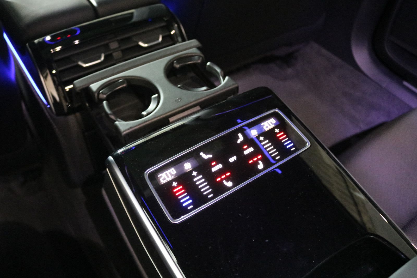 Audi A8 55 TFSI quattro - Samsaru's Car Outlet