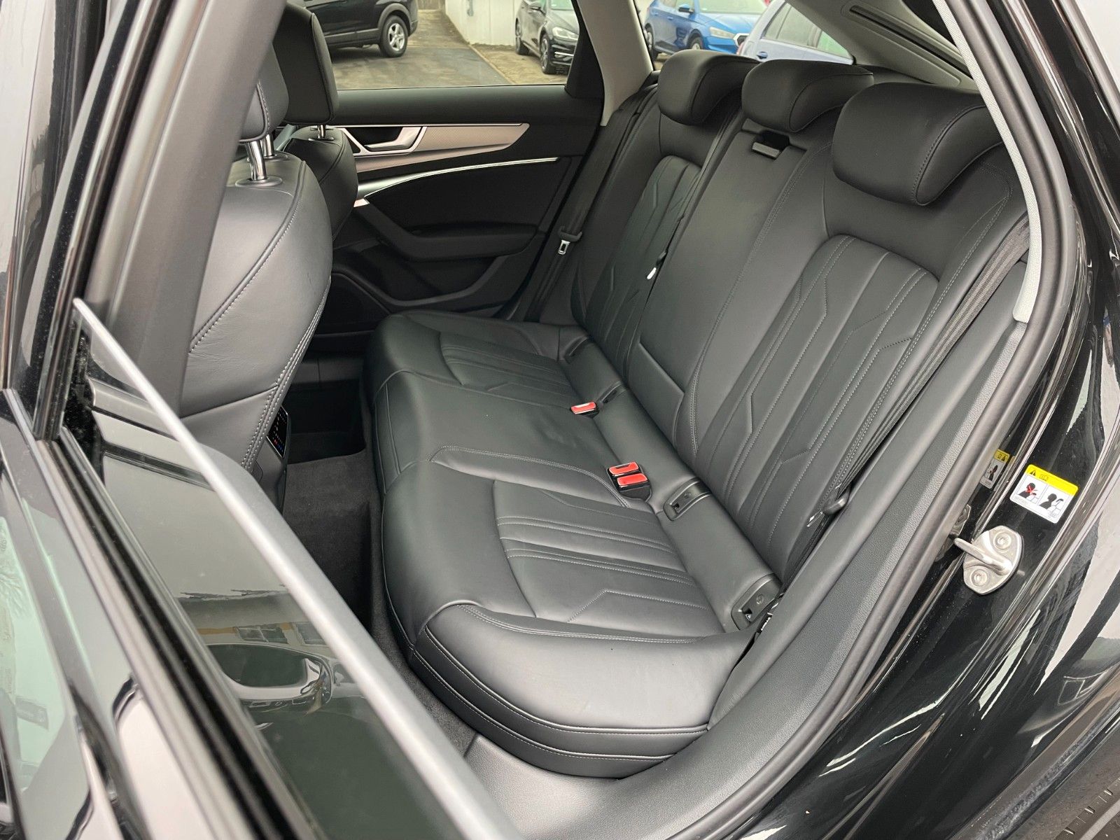 Audi A6 Avant 40 TDI quattro sport S-tronic - Samsaru's Car Outlet