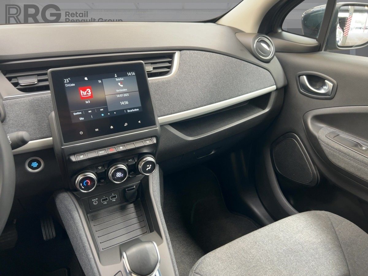 Renault ZOE EVOLUTION EV50 - Samsaru's Car Outlet