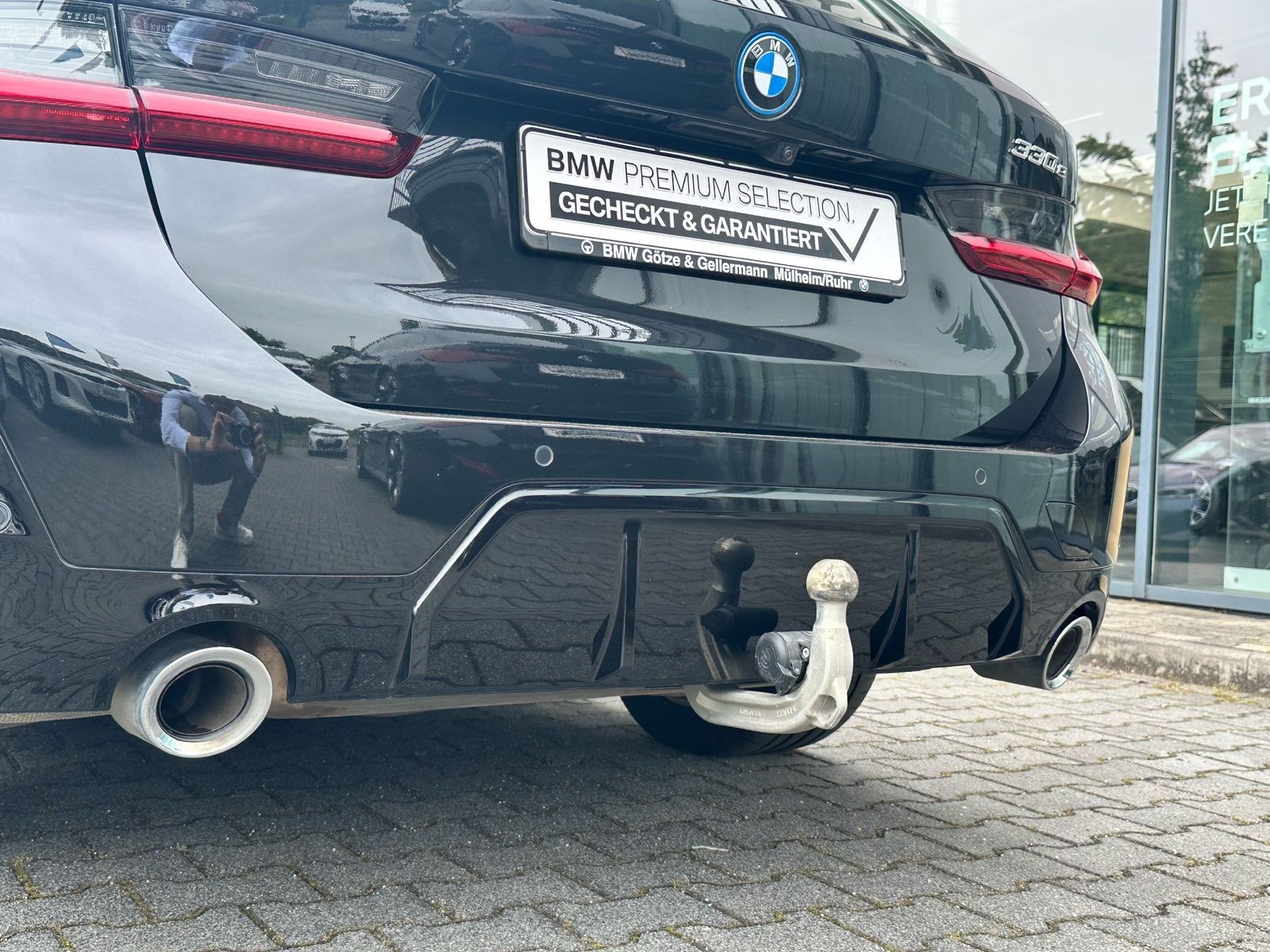 BMW 330e Touring M Sport //Pano H&K Stop&Go AHK