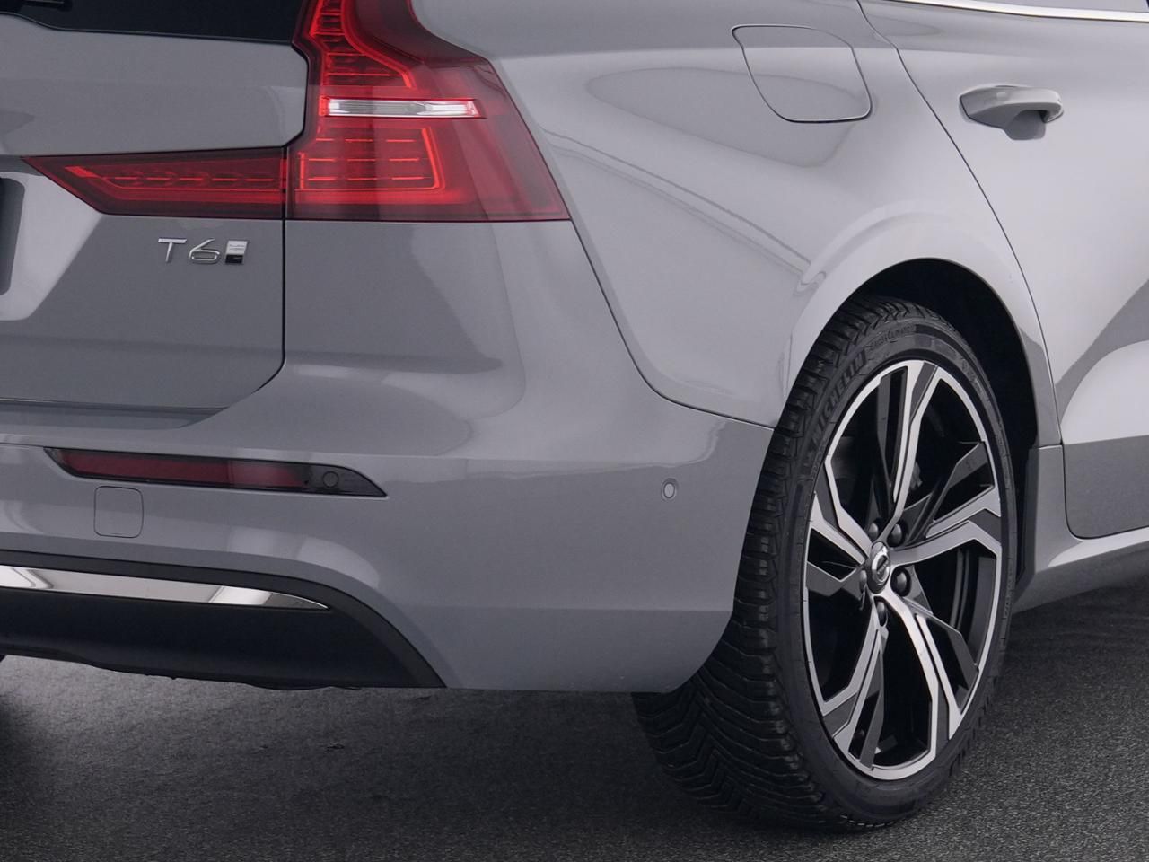 Volvo V60 T6 Recharge AWD PlusBright+19'+AHK+HKSound