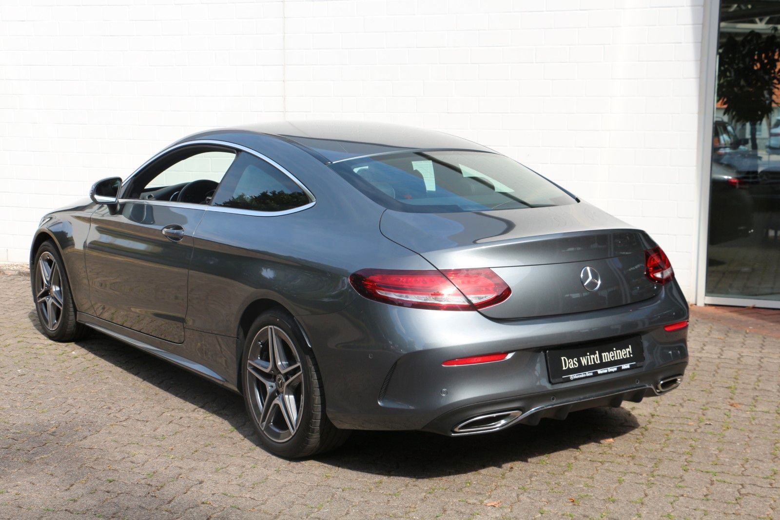 Mercedes-Benz C 200 Coupe AMG - Samsaru's Car Outlet