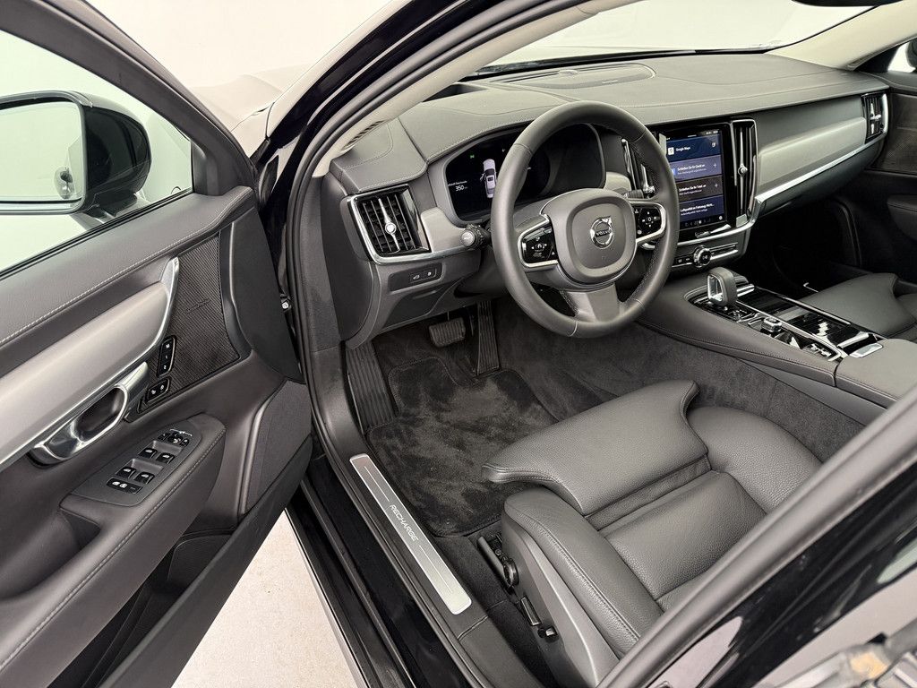 Volvo S90 T8 Ultimate Dark Plug-In Hybrid AWD