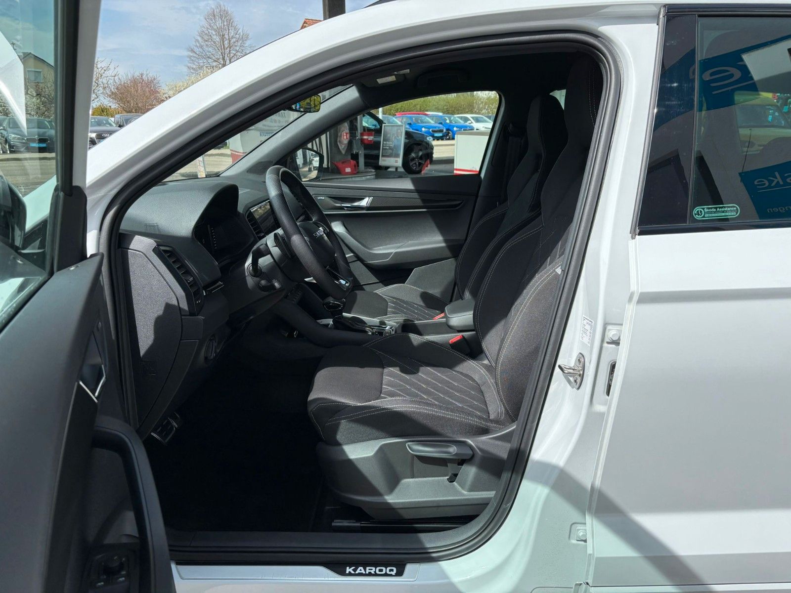 Skoda Karoq Sportline *AHK/Navi/SHZ/ACC/Garantie*