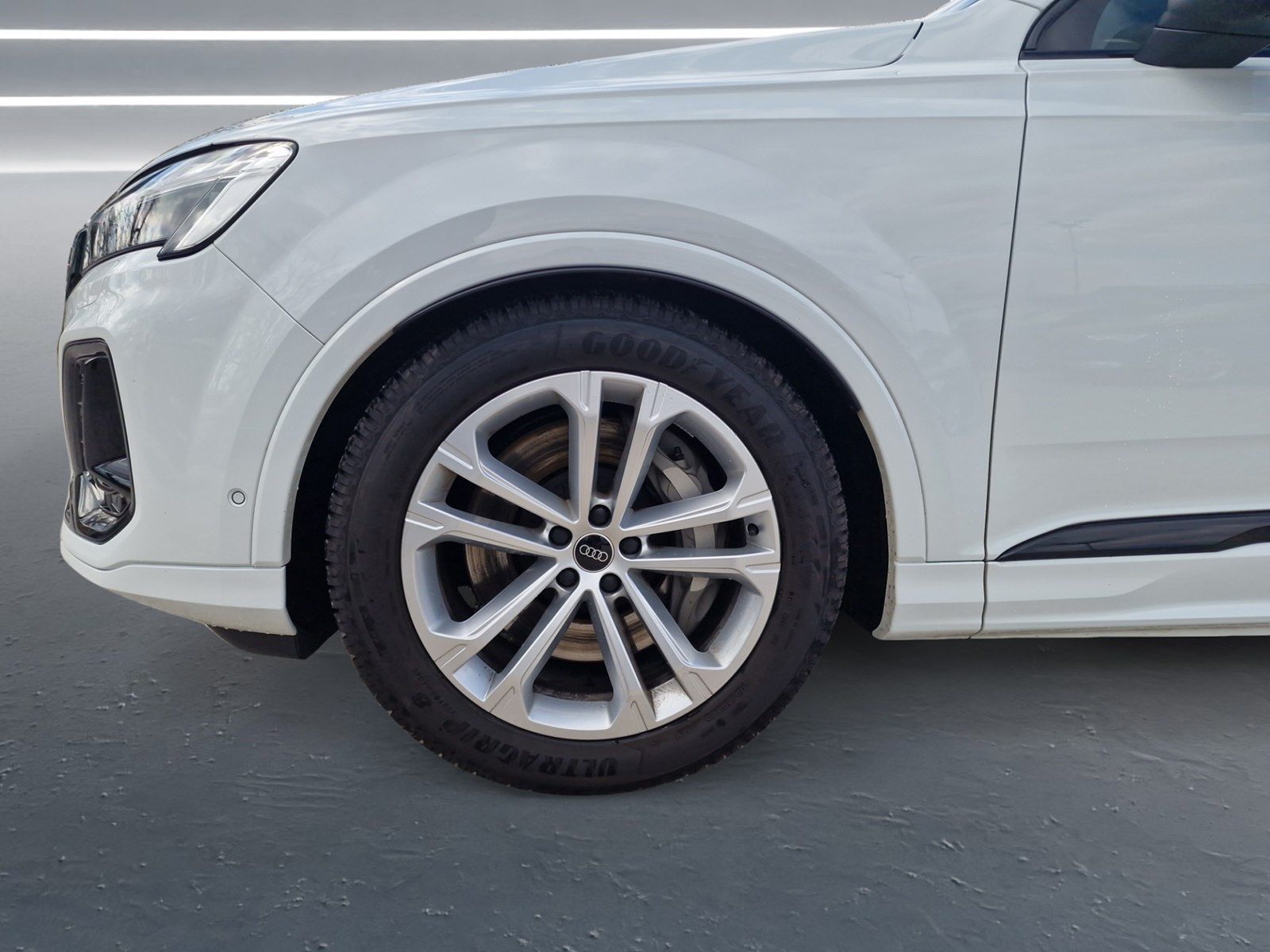 Audi Q7 55 TFSI e qu 2x S line MATRIX Pano Allradlenk