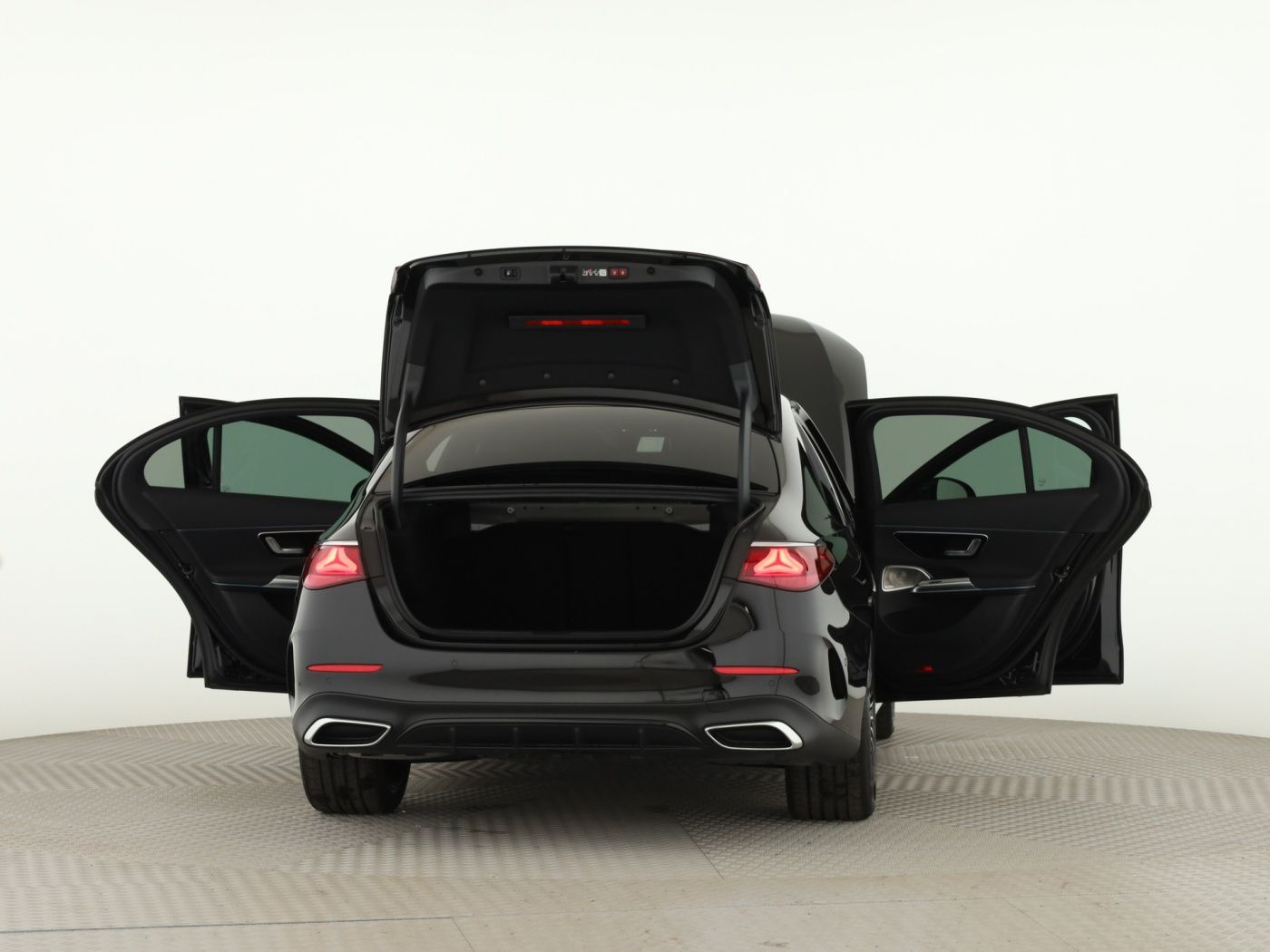 Mercedes-Benz E 450 d 4M *AMG Prem*Pano*360°*AHK*Sitzklima*HUD