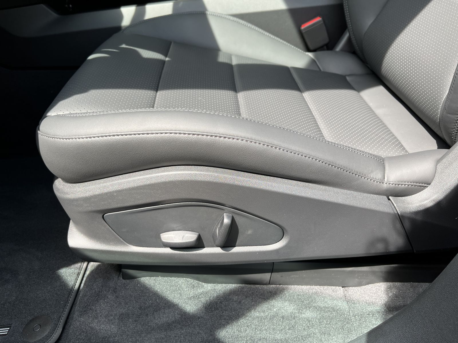 Porsche Macan 4 Pano.,Head-Up,PASM,Servo+,BOSE,InnoDrive