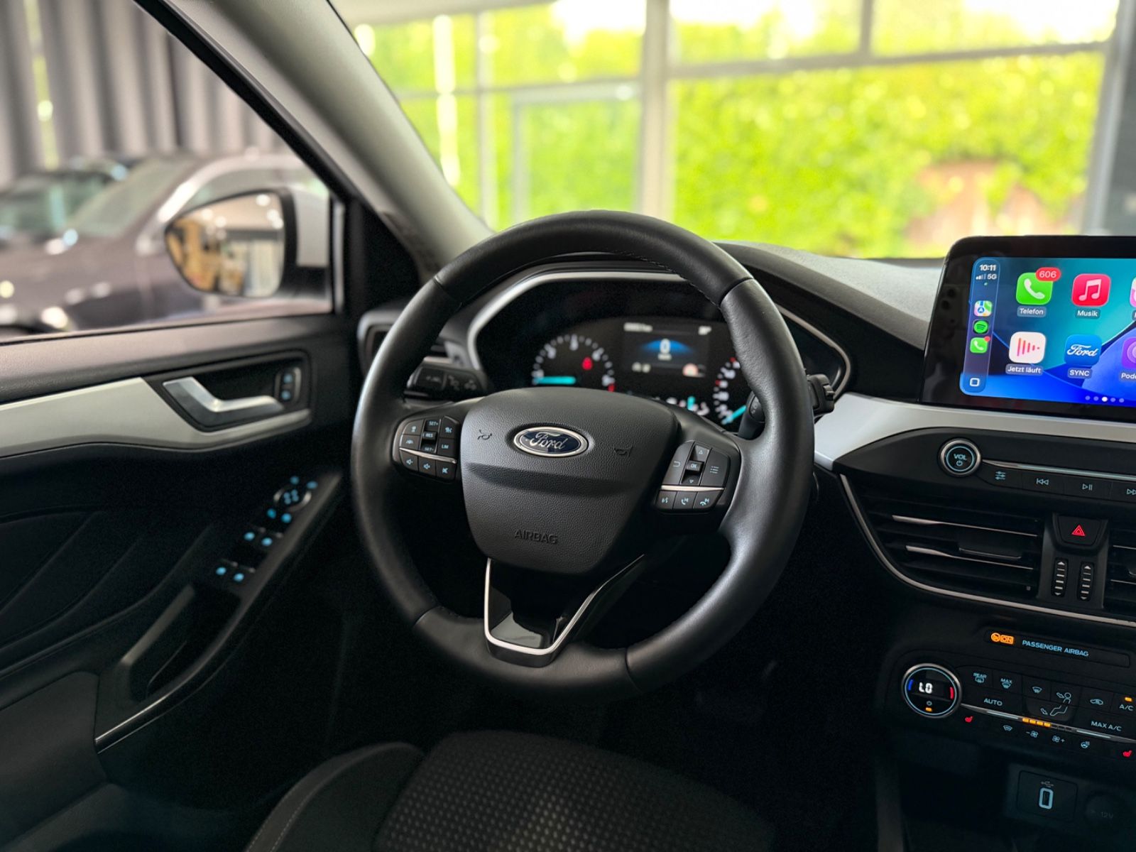 Ford Focus Turnier 2.0 C&C*AUTOMATIK*AHK*KAMERA*ACC*