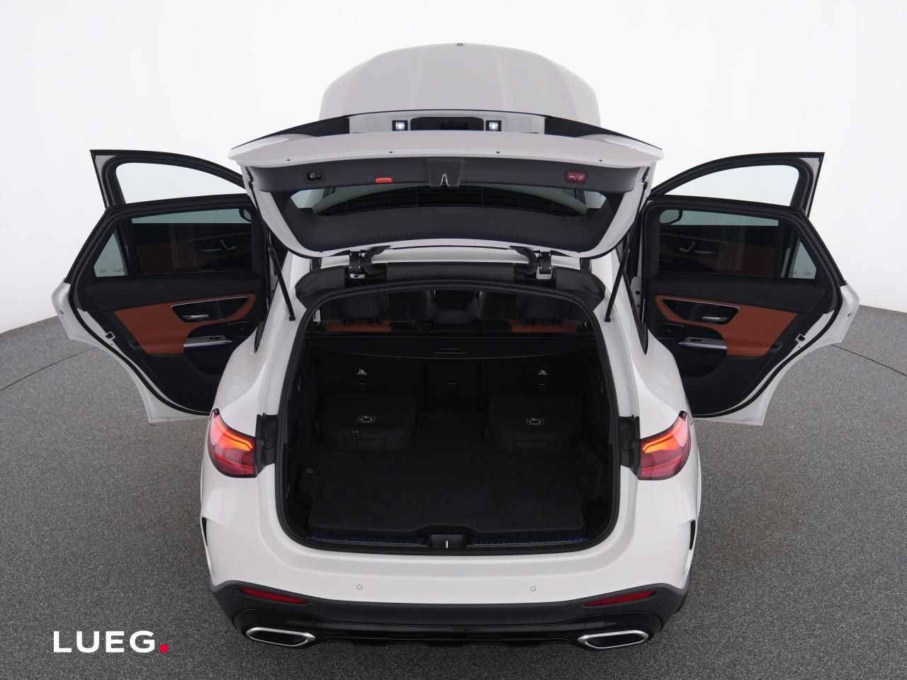 Mercedes-Benz GLC 300 e 4M AMG+NIGHT+20''+PANO+AHK+DIG.LIGHT++