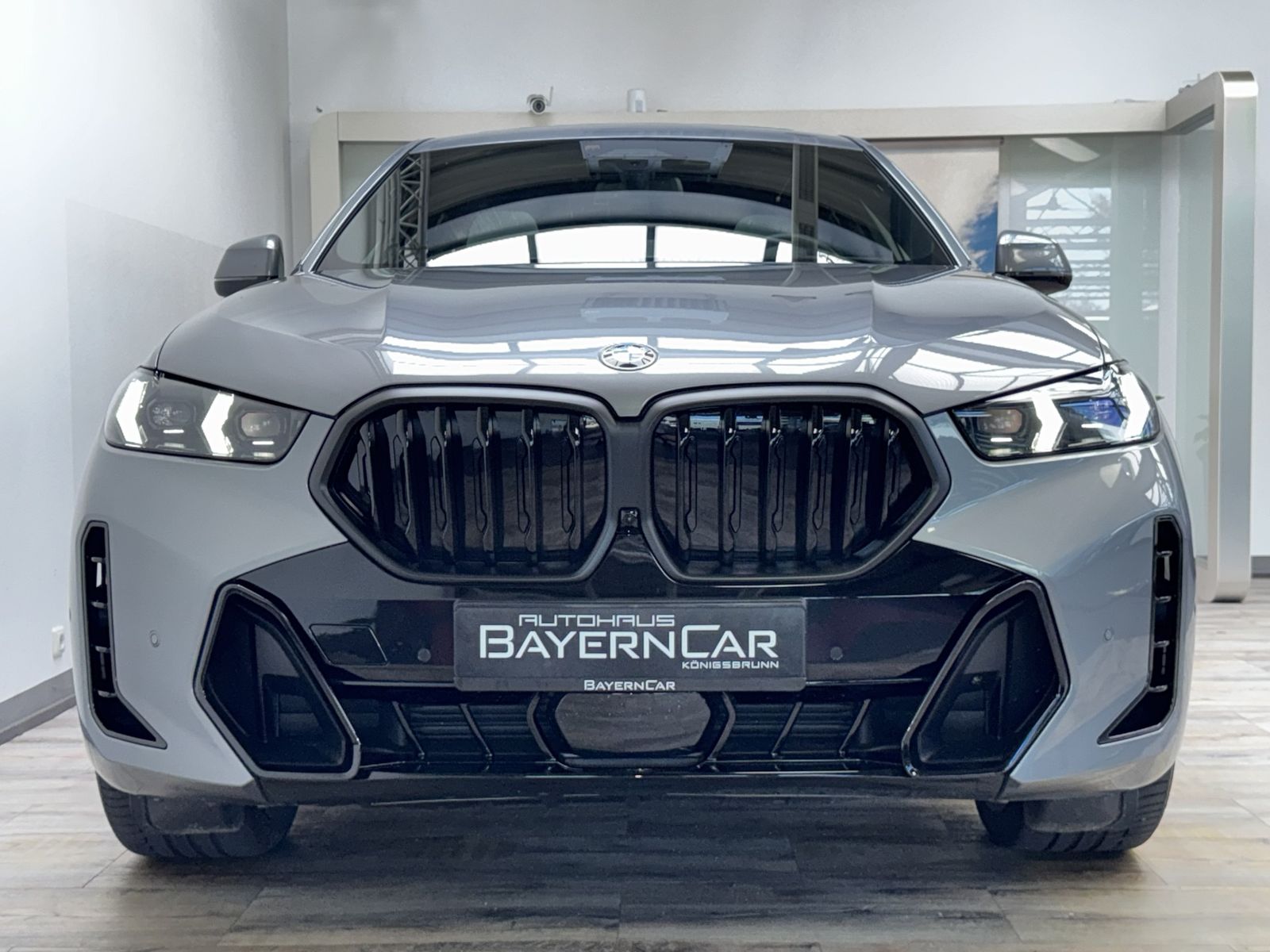BMW X6 xDrive30d M Sport Pro - Samsaru's Car Outlet
