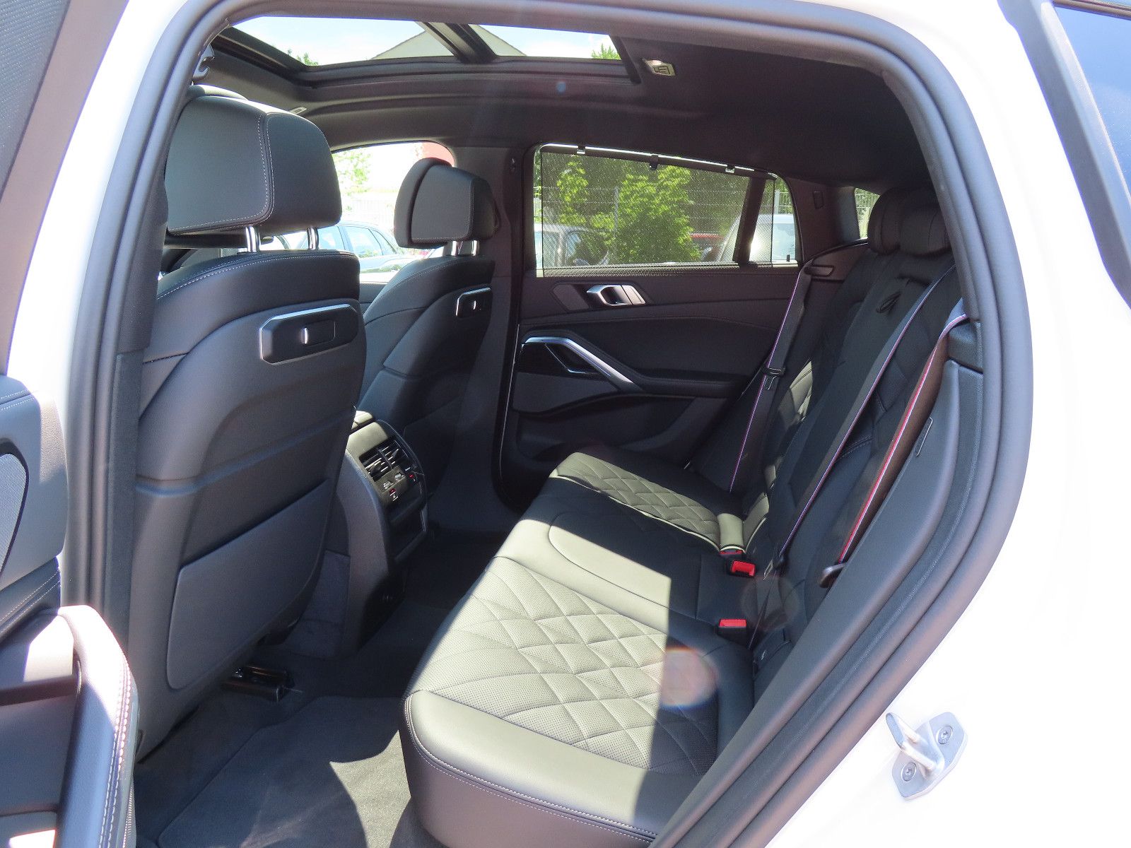 BMW X6 30 d xDrive M Sport - Samsaru's Car Outlet