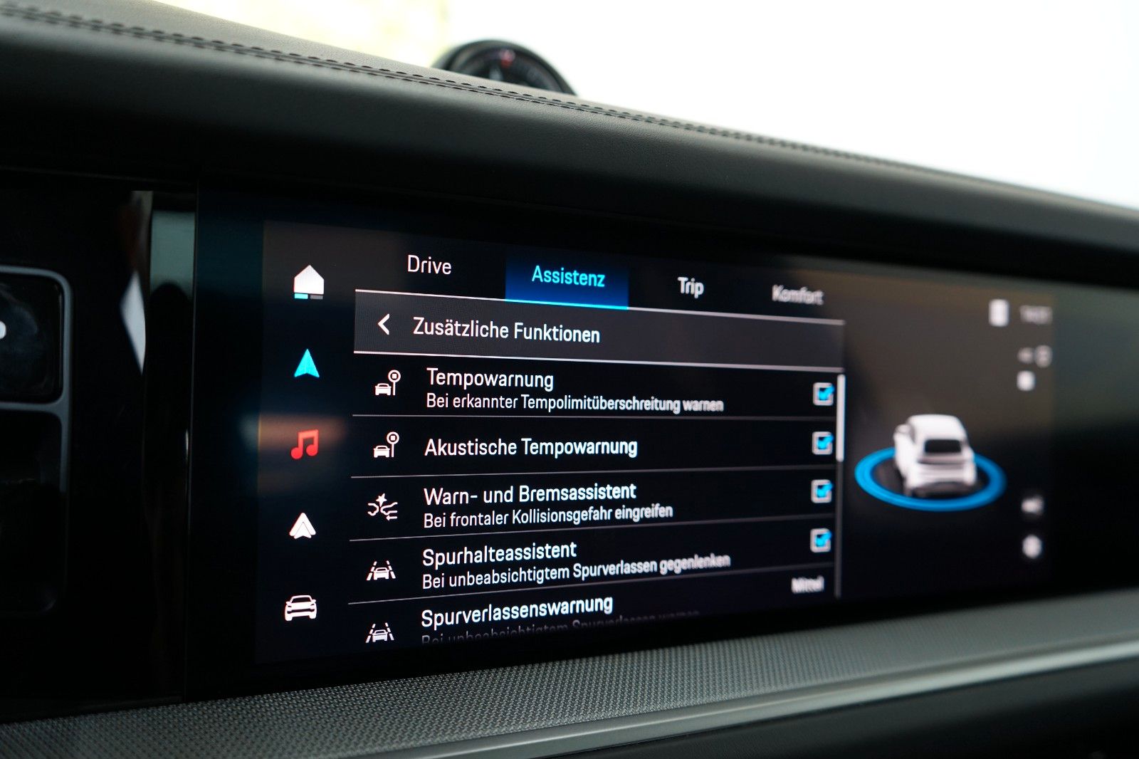 Porsche Cayenne E-Hybrid/P-Display/18W/HeadUP/AHK/HD/360