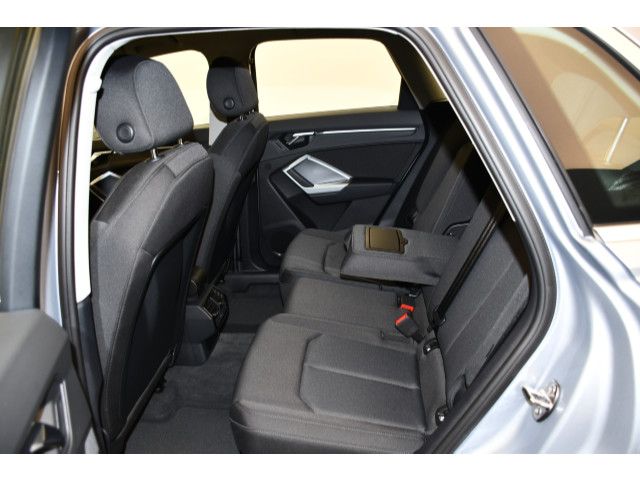 Audi Q3 40 TFSI quattro S tronic - Samsaru's Car Outlet