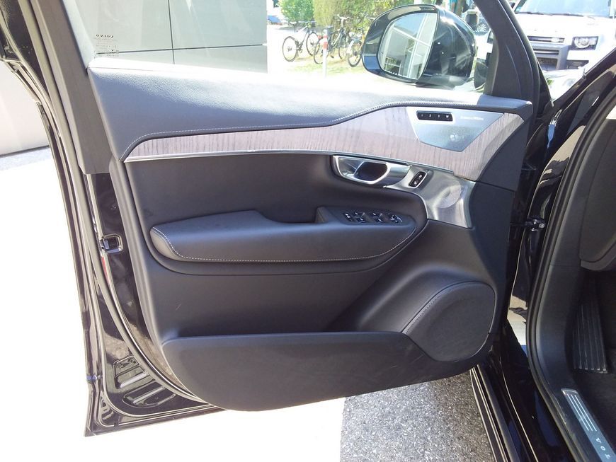Volvo XC90 B5 D AWD Ultimate Bright - Samsaru's Car Outlet