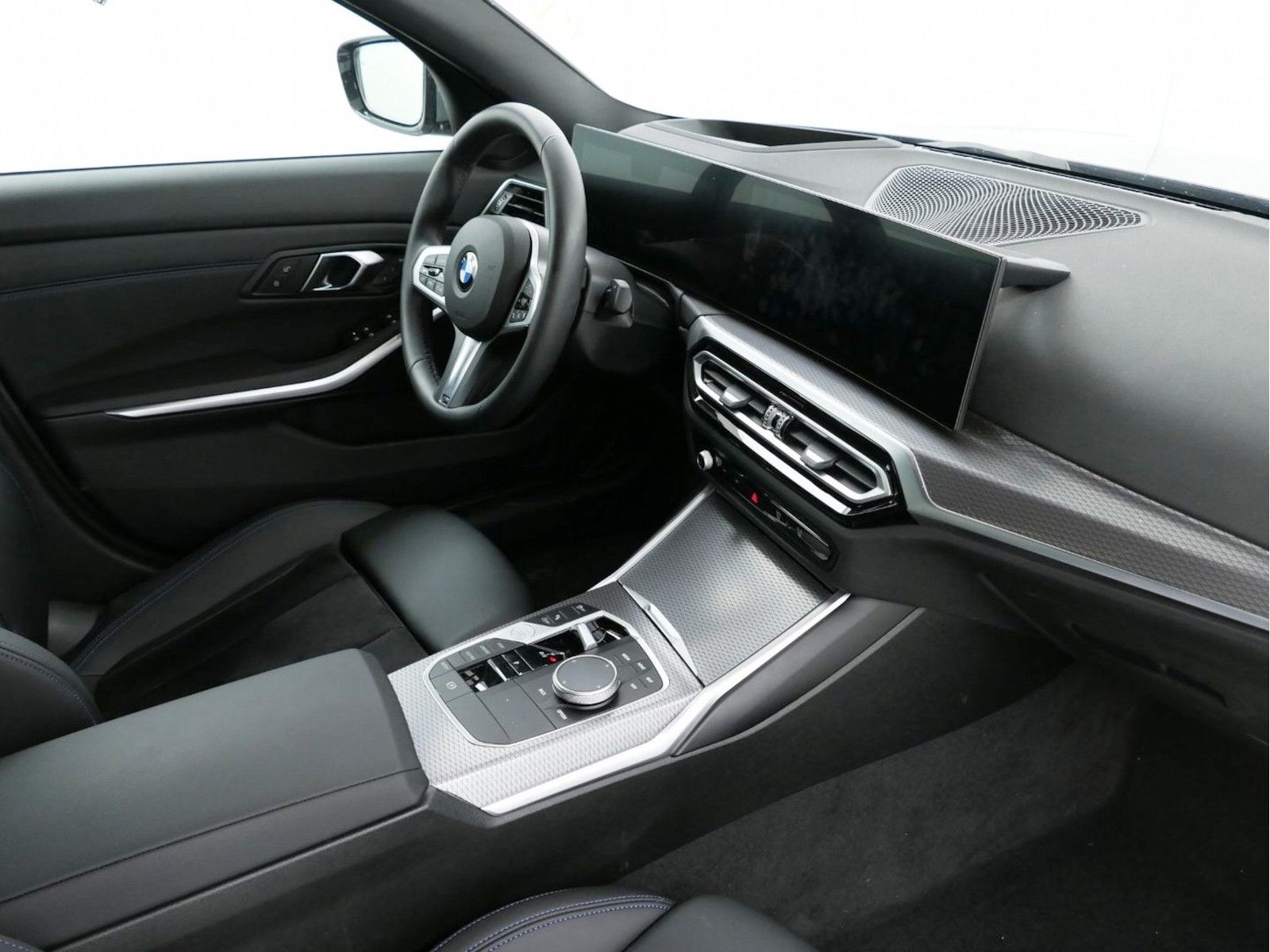 BMW 320i M Sportpaket - Samsaru's Car Outlet