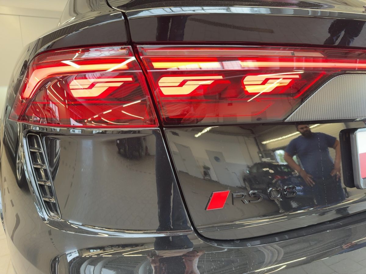 Audi RS Q8 performance Head-Up Standh. Pano Laser B&O