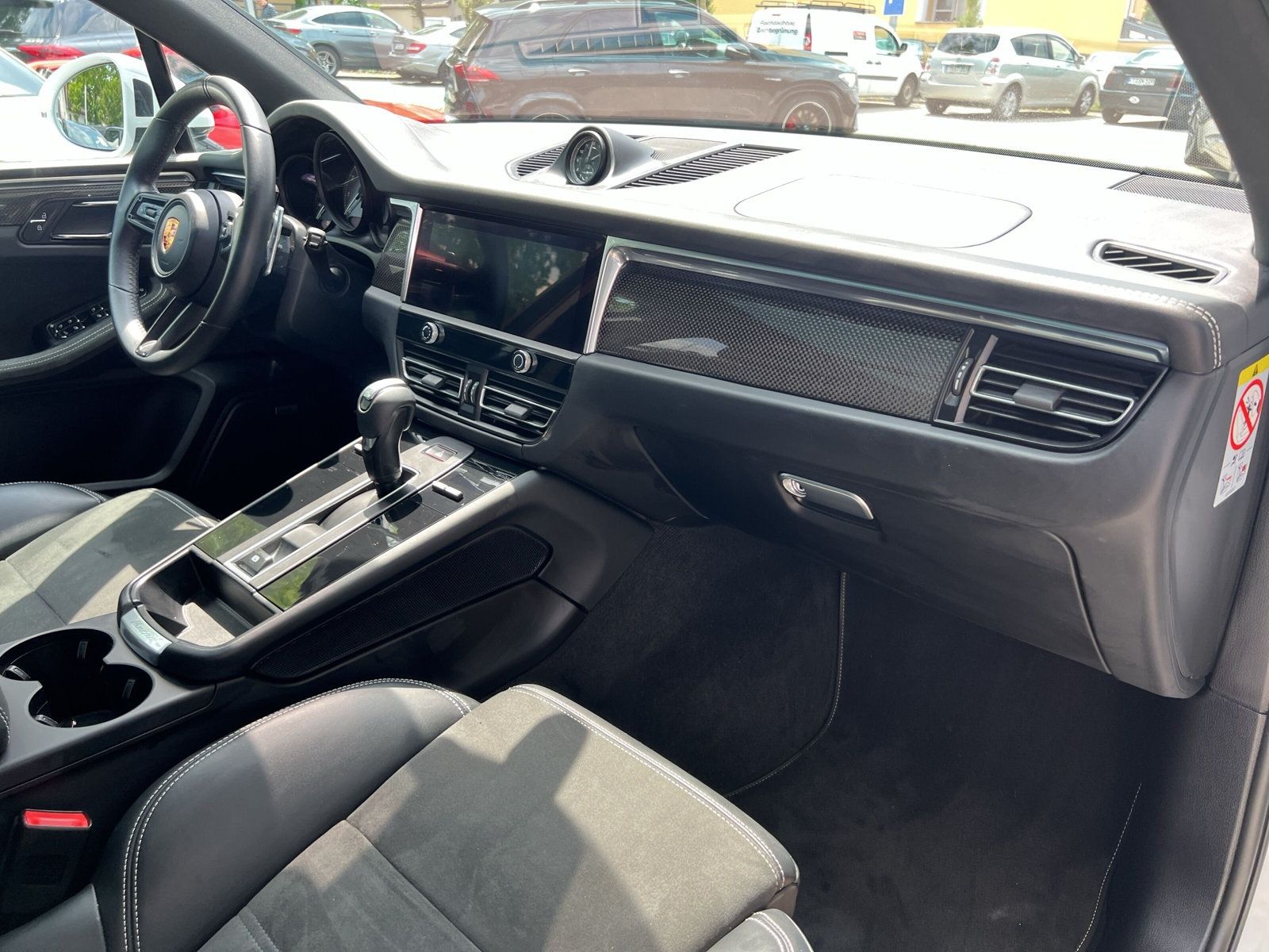 Porsche Macan GTS - Samsaru's Car Outlet