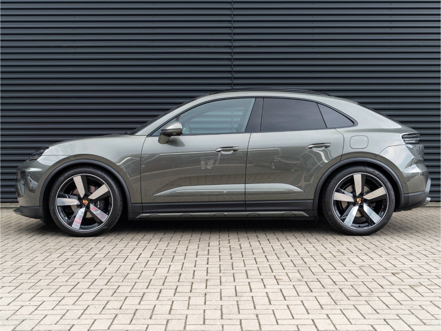 Porsche Macan 4  InnoDrive,HEADUP,MatrixLED