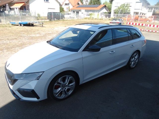 Skoda Octavia Combi RS 2.0 TDI DSG 4x4,Pano,Standheiz.