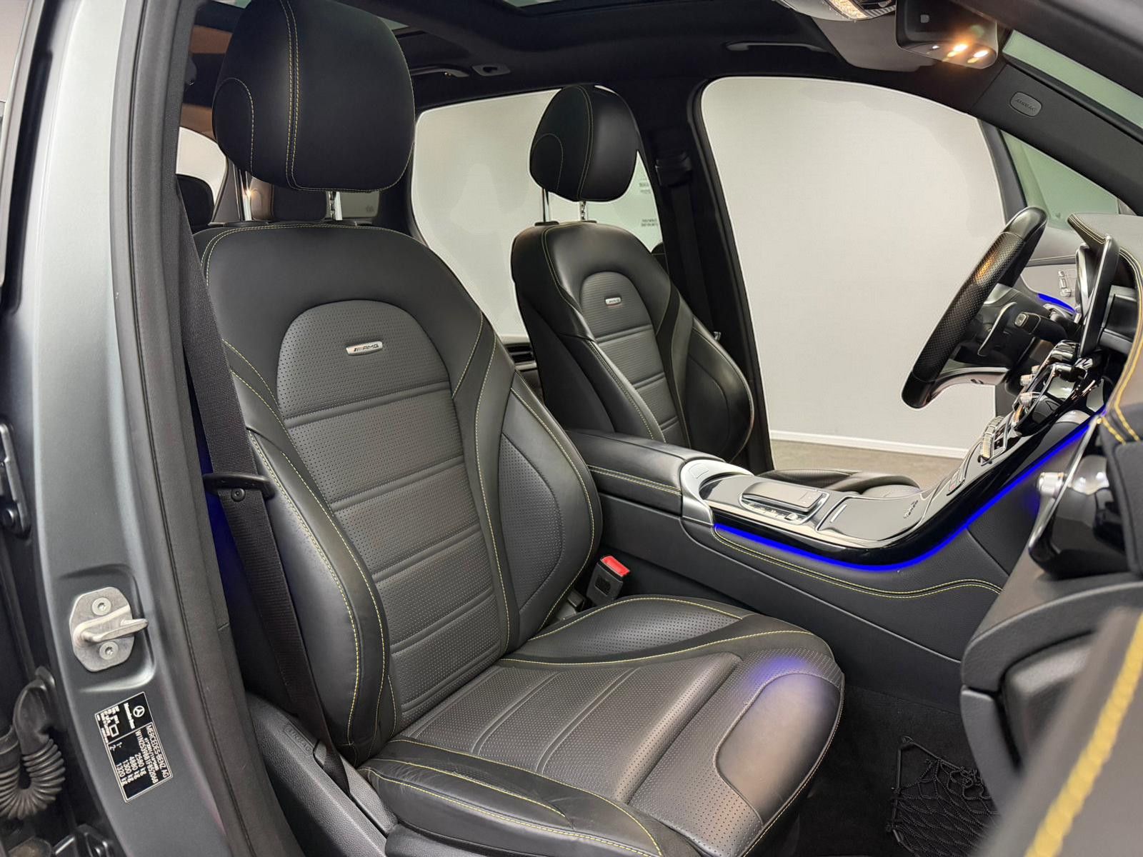 Mercedes-Benz GLC 63 AMG 4M*MAGNO*DISTR*PANO*PERF-AGA*MBEAM