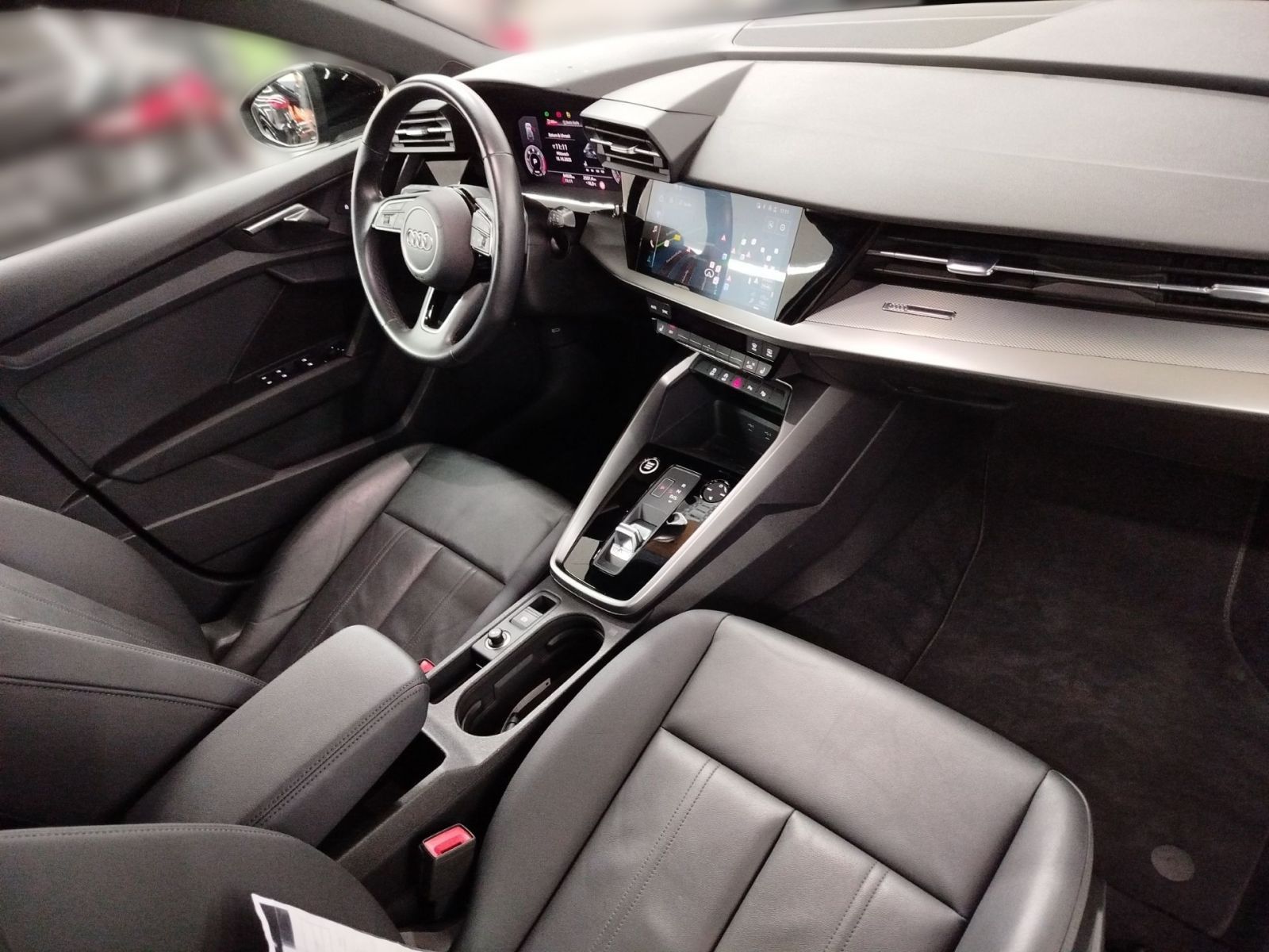 Audi A3 Sportback 30 TDI S tronic LED AHK DAB Panoram