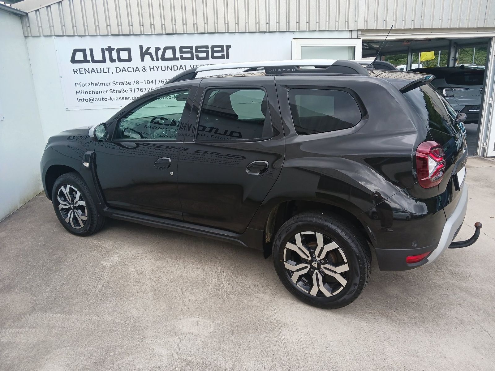 Dacia Duster Prestige Blue dCi 115 2WD - Samsaru's Car Outlet